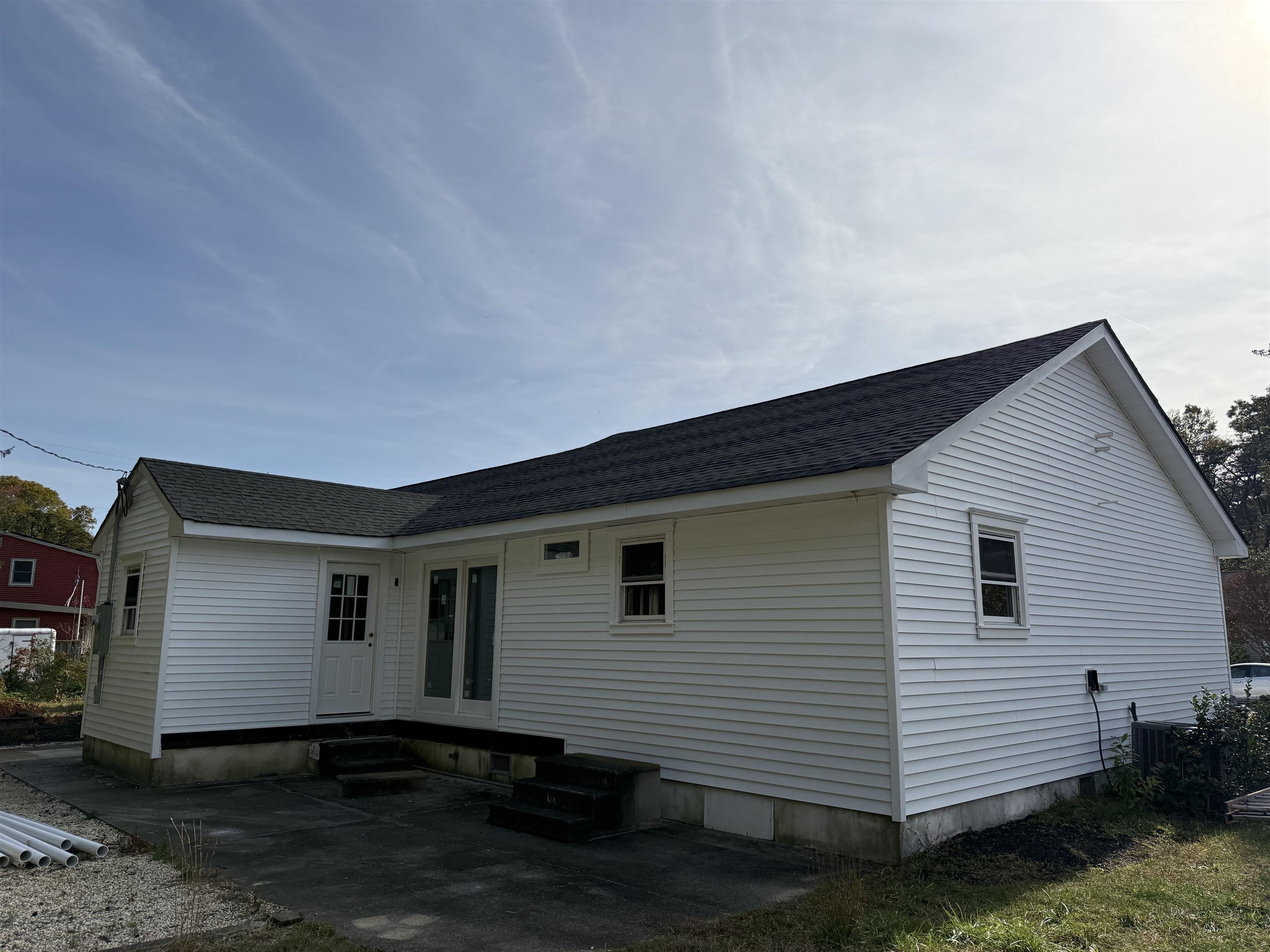 706 Bennett Road - Picture 3