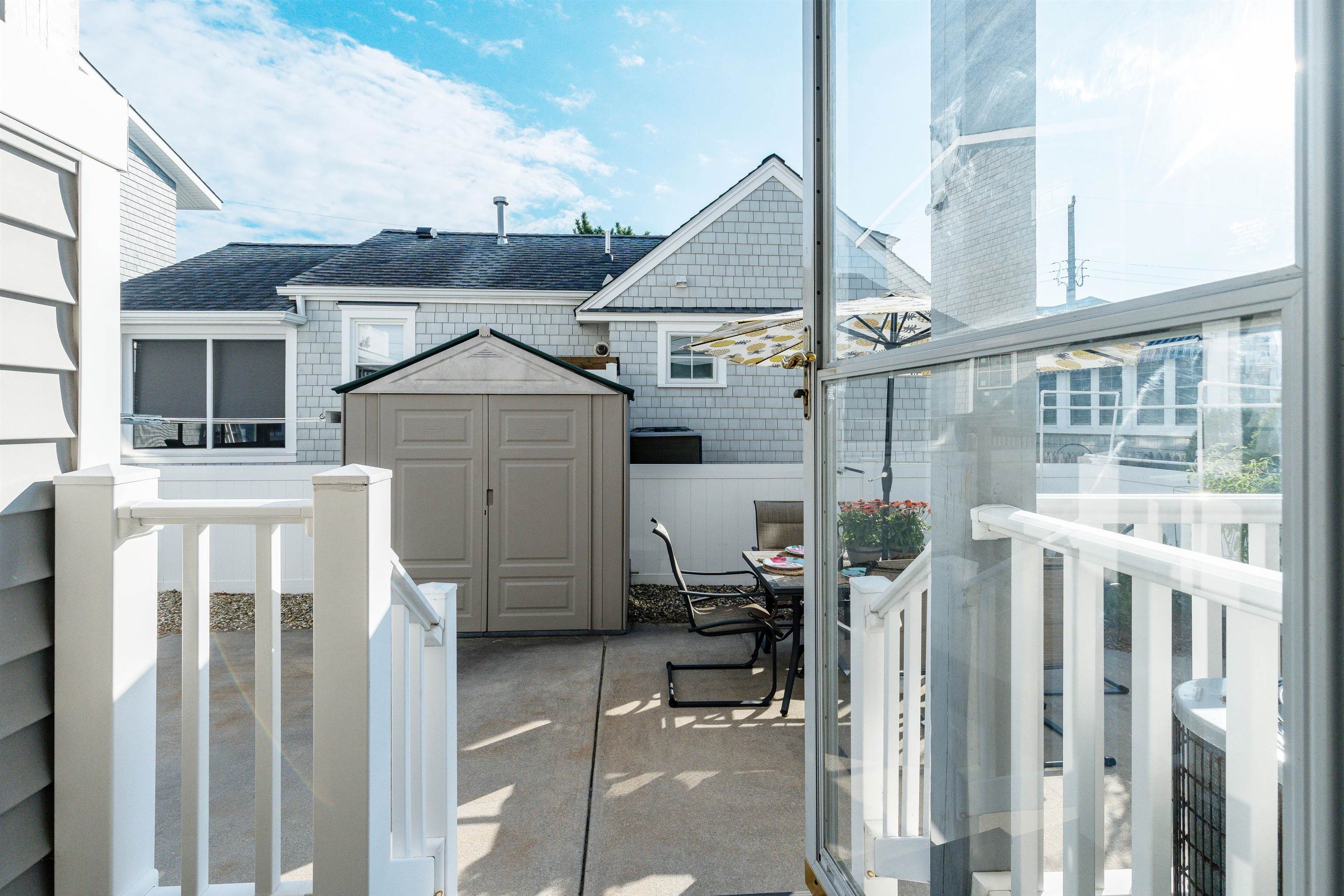 225 110th Street - Picture 36