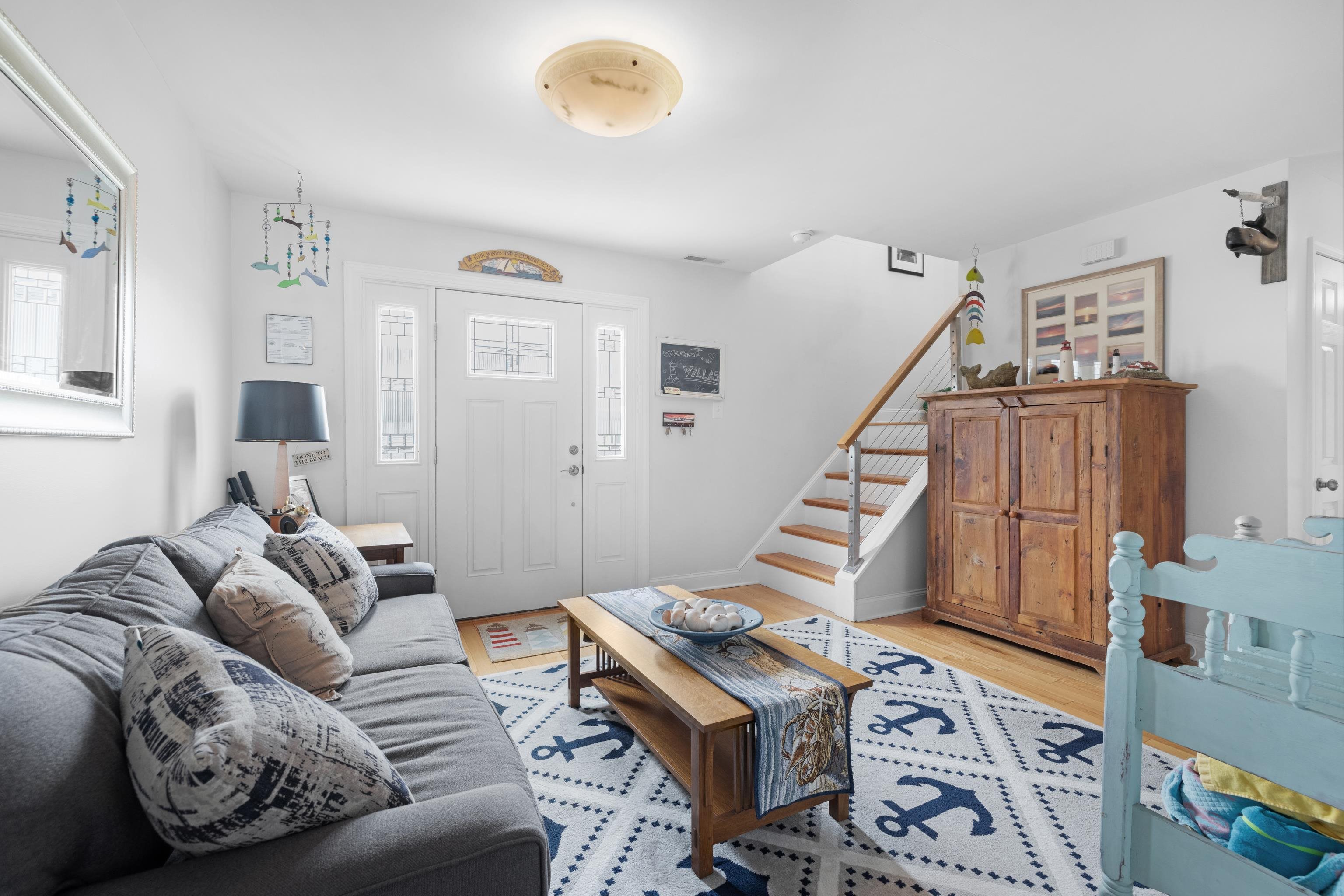 223 W Wilde Avenue - Picture 5