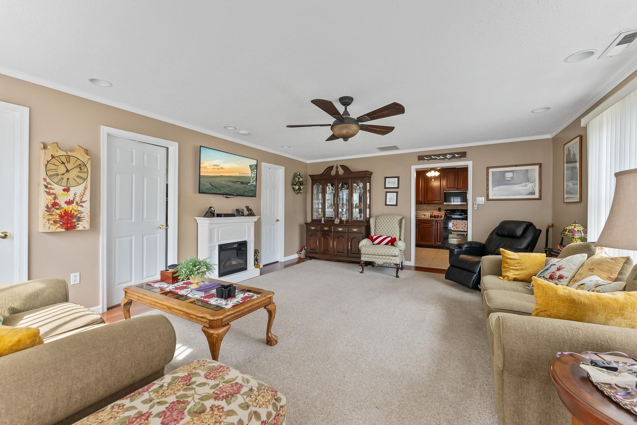 1132 Illinois Avenue - Picture 13