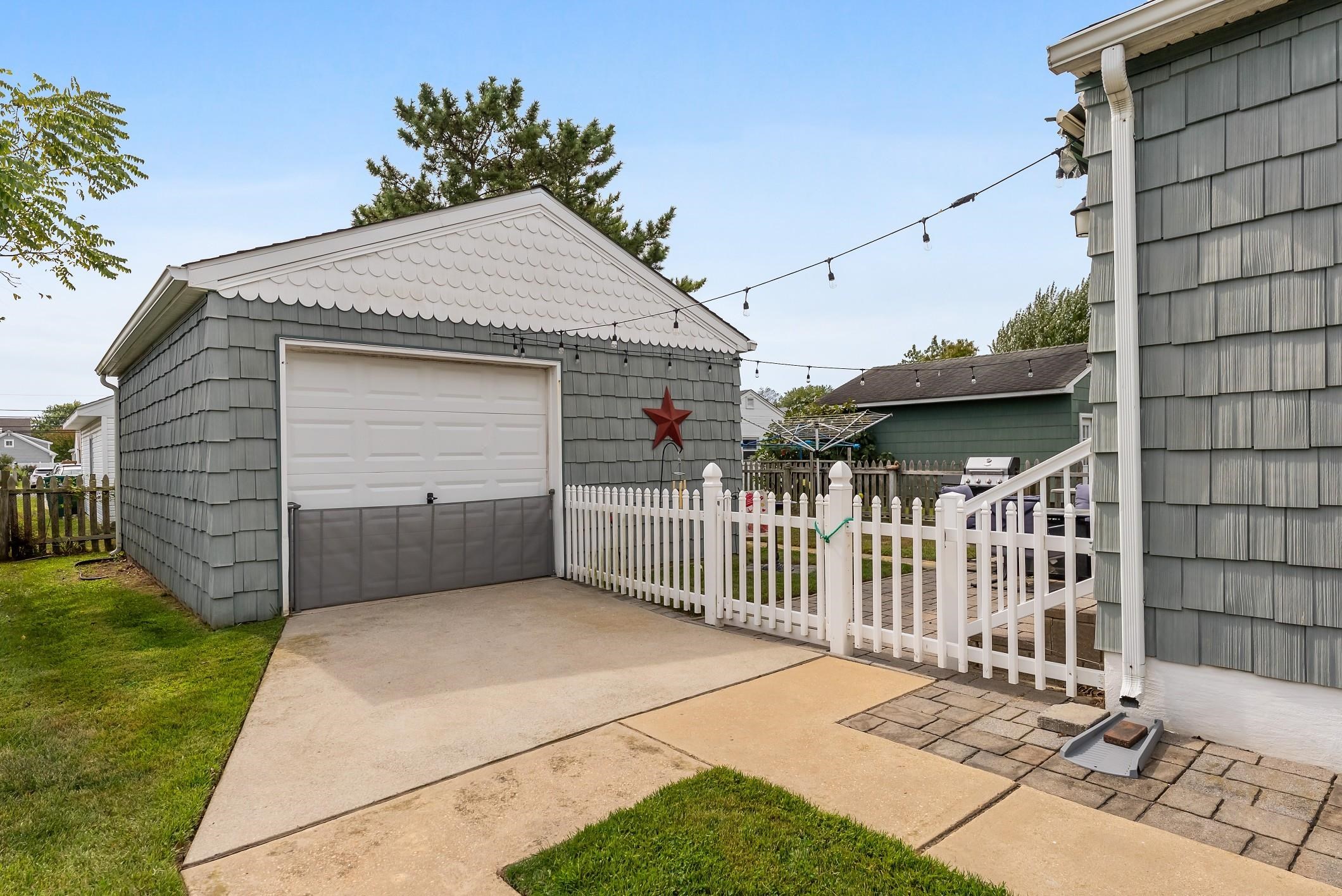 1132 Illinois Avenue - Picture 4