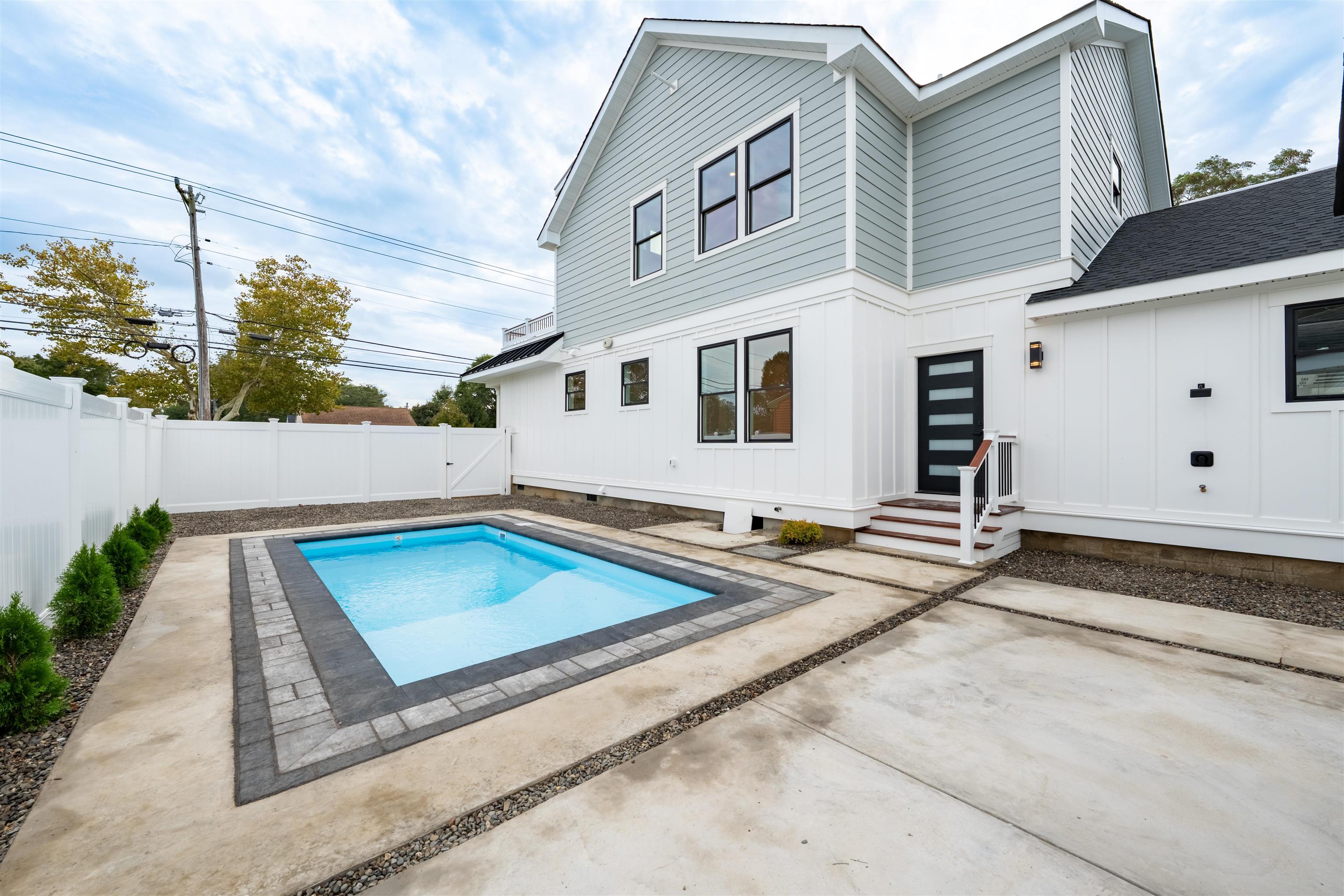 85 Wildwood Avenue