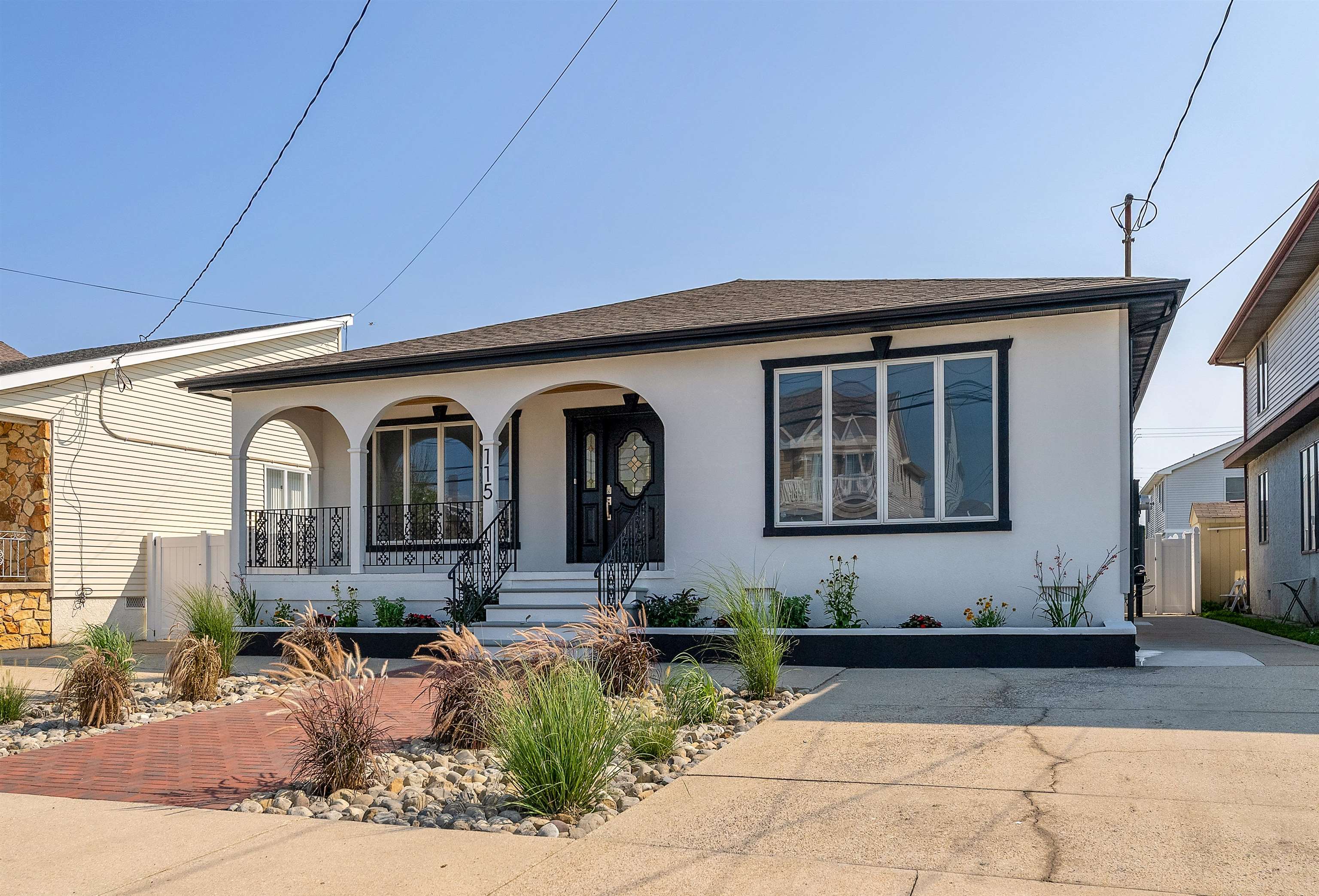 115 W 6th Avenue - Picture 2