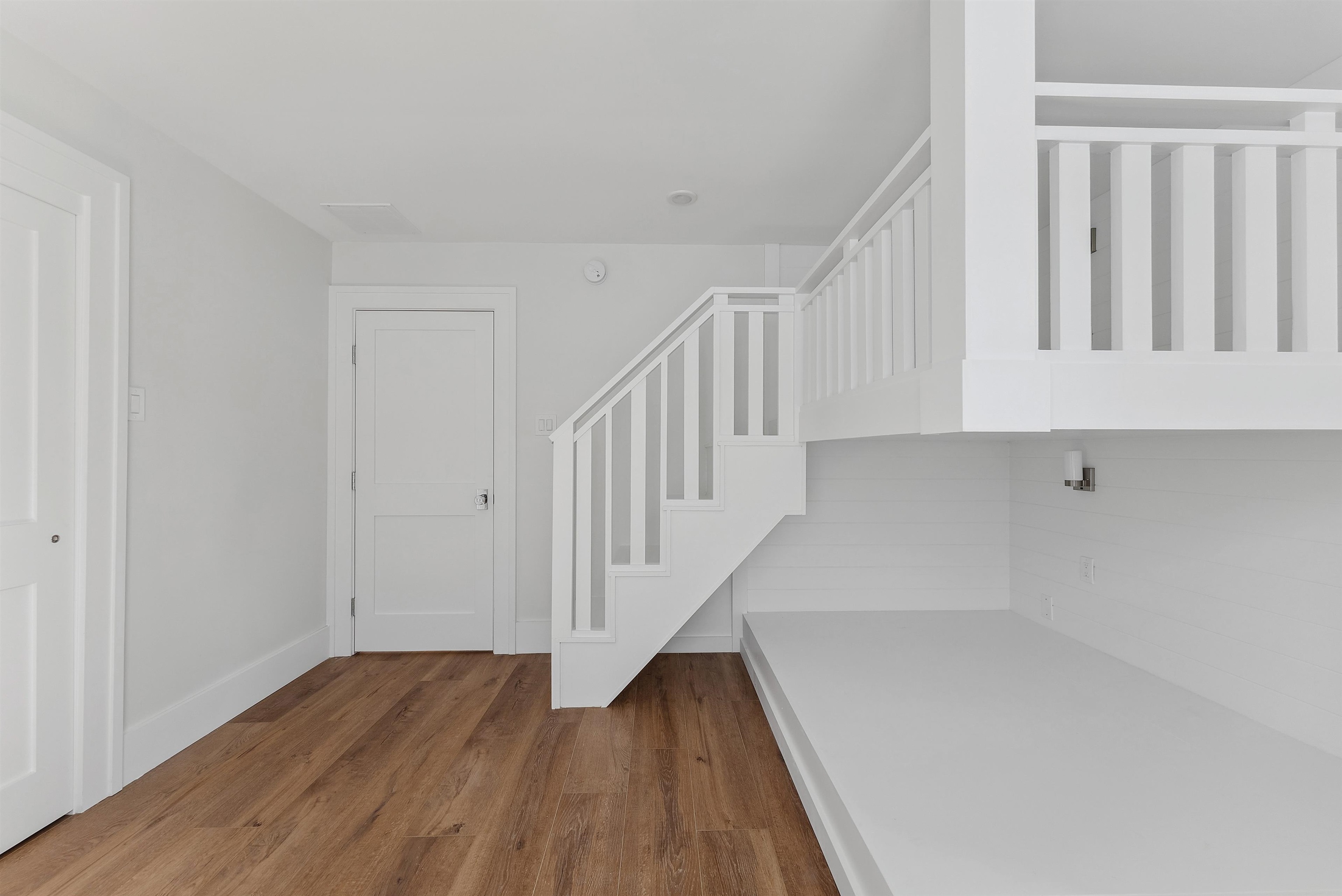 115 W 6th Avenue - Picture 19