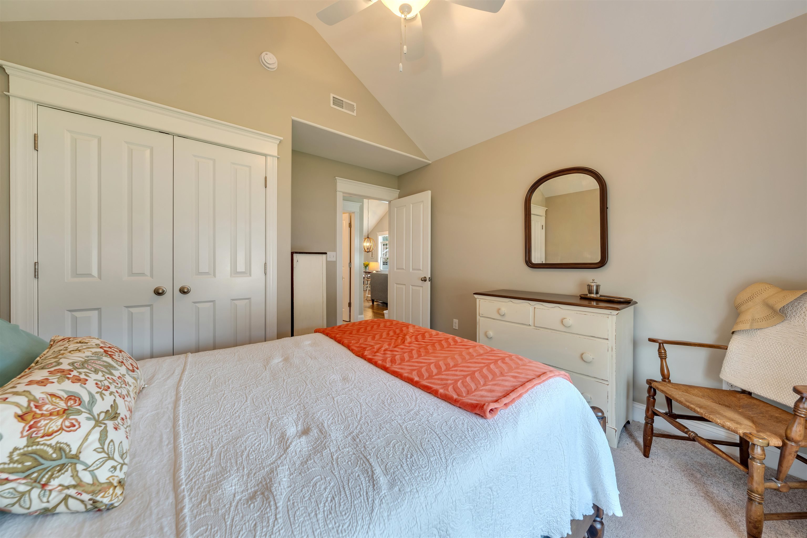 412 Hollywood Road - Picture 28