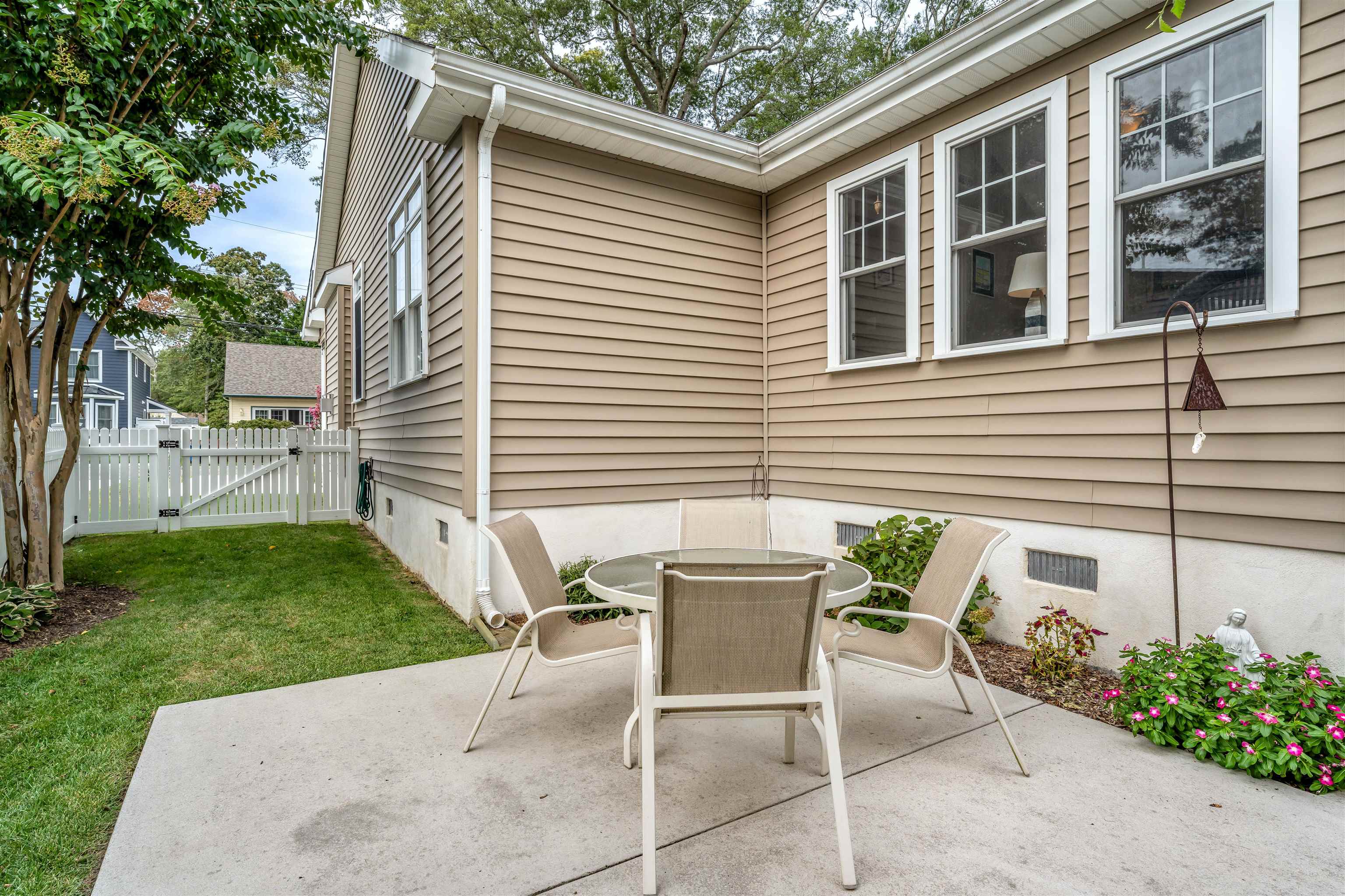 412 Hollywood Road - Picture 33