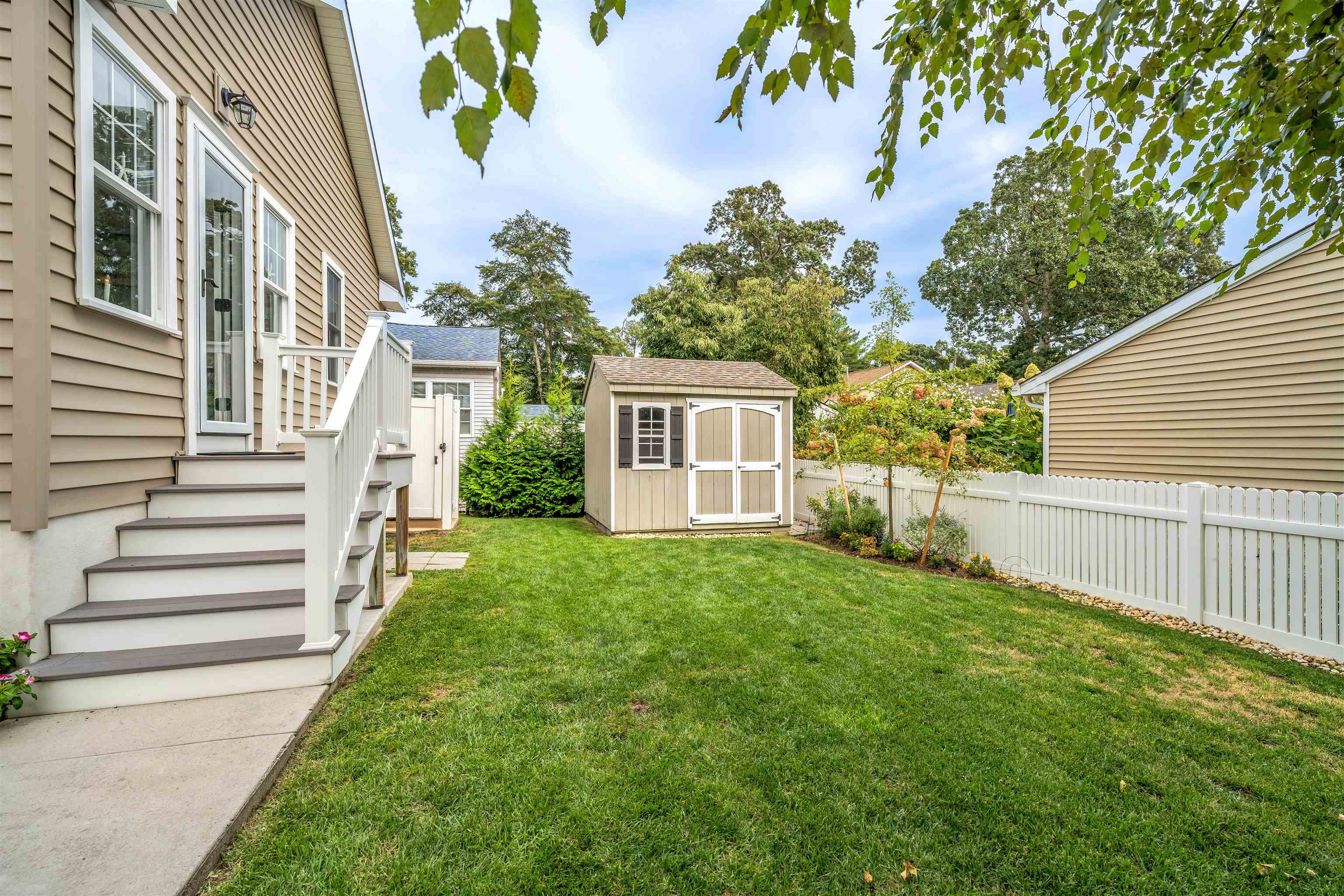 412 Hollywood Road - Picture 35