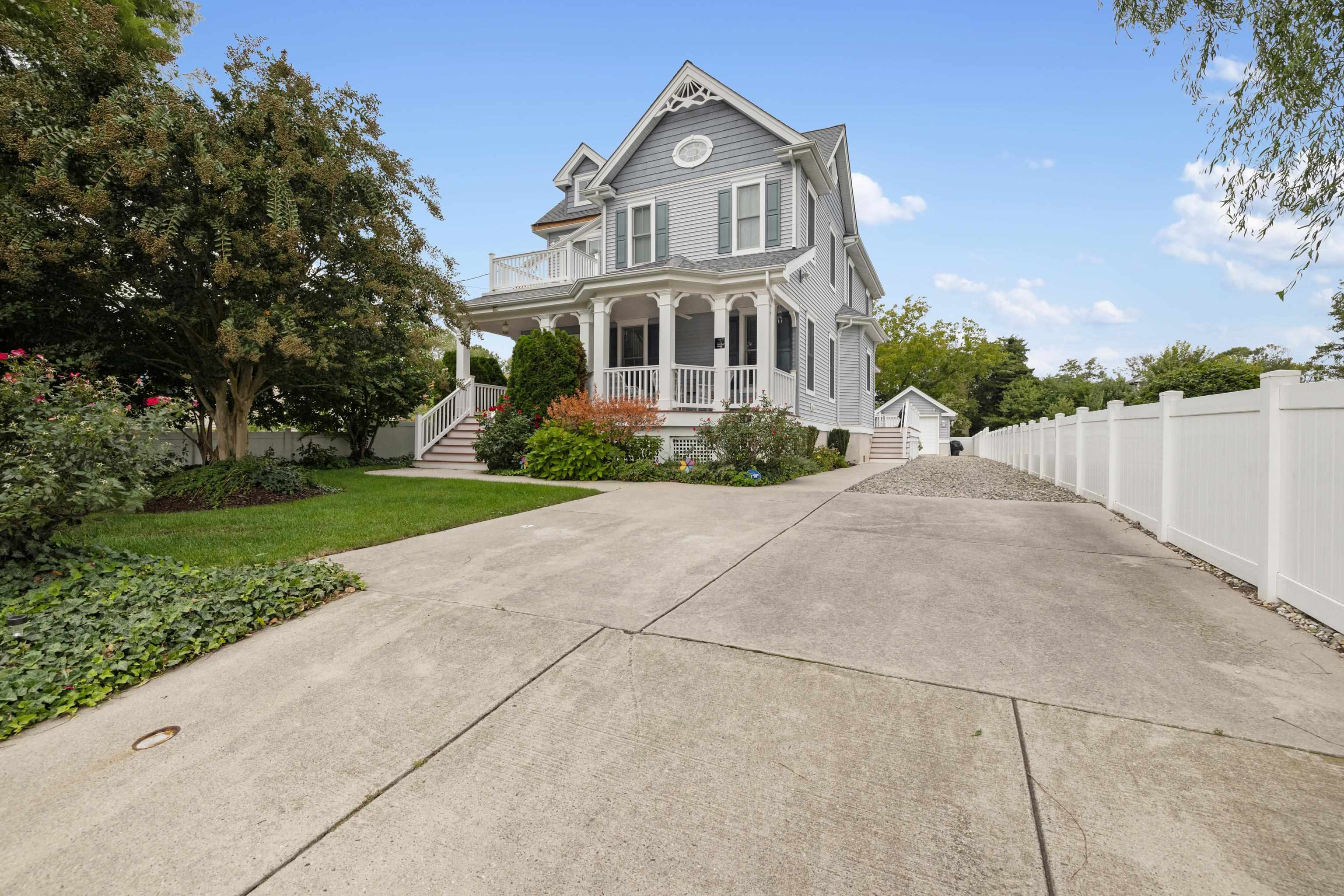 217 Third Avenue