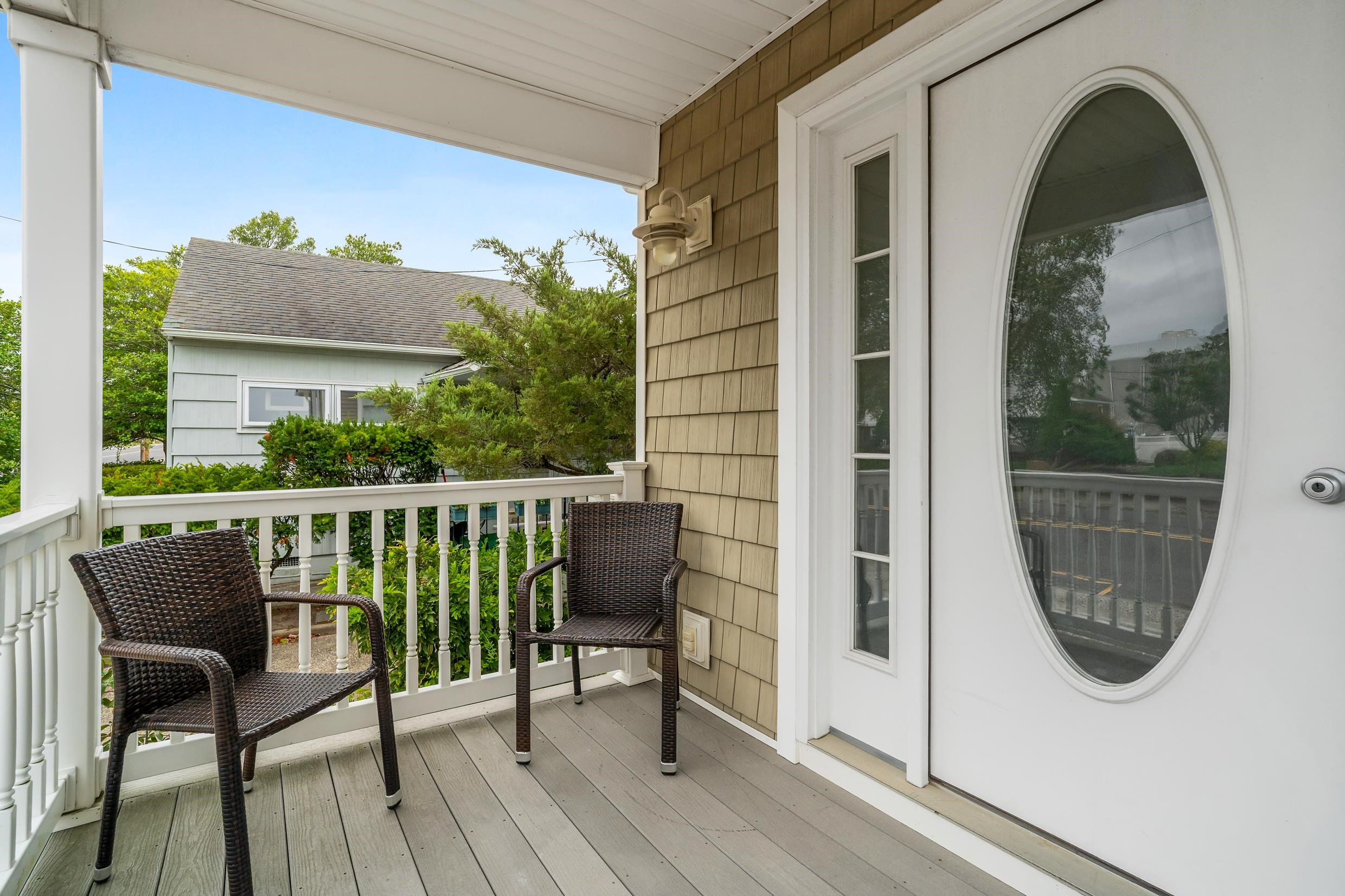 6302 Seaview Avenue - Picture 42