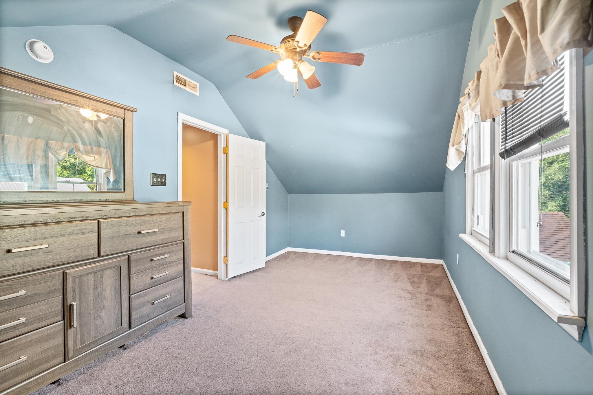 1081 Route 50 - Picture 28