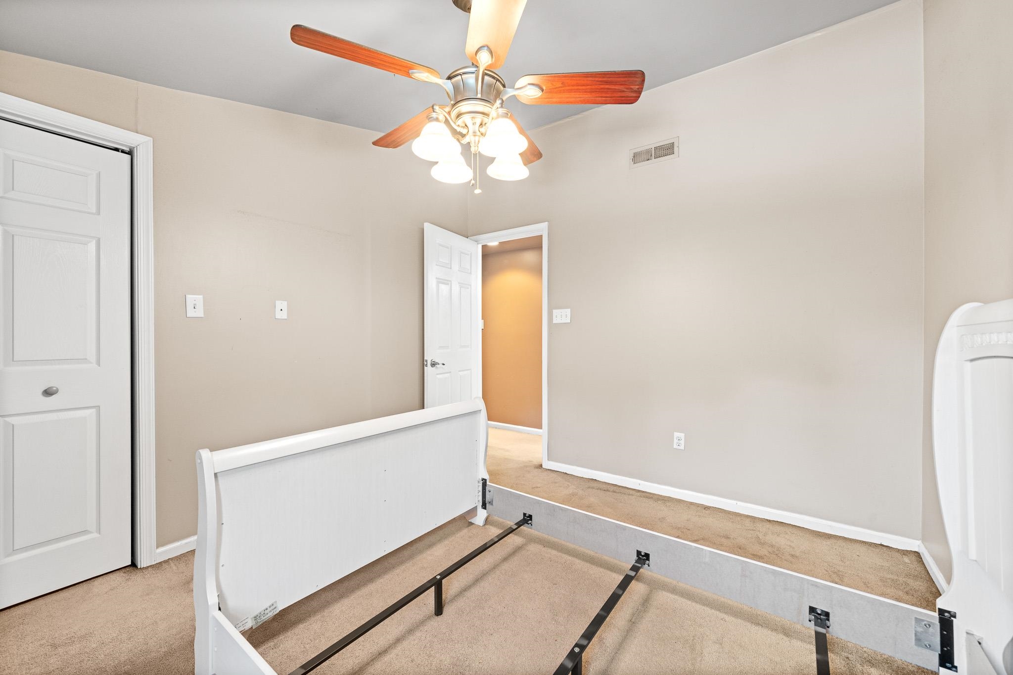 1081 Route 50 - Picture 31