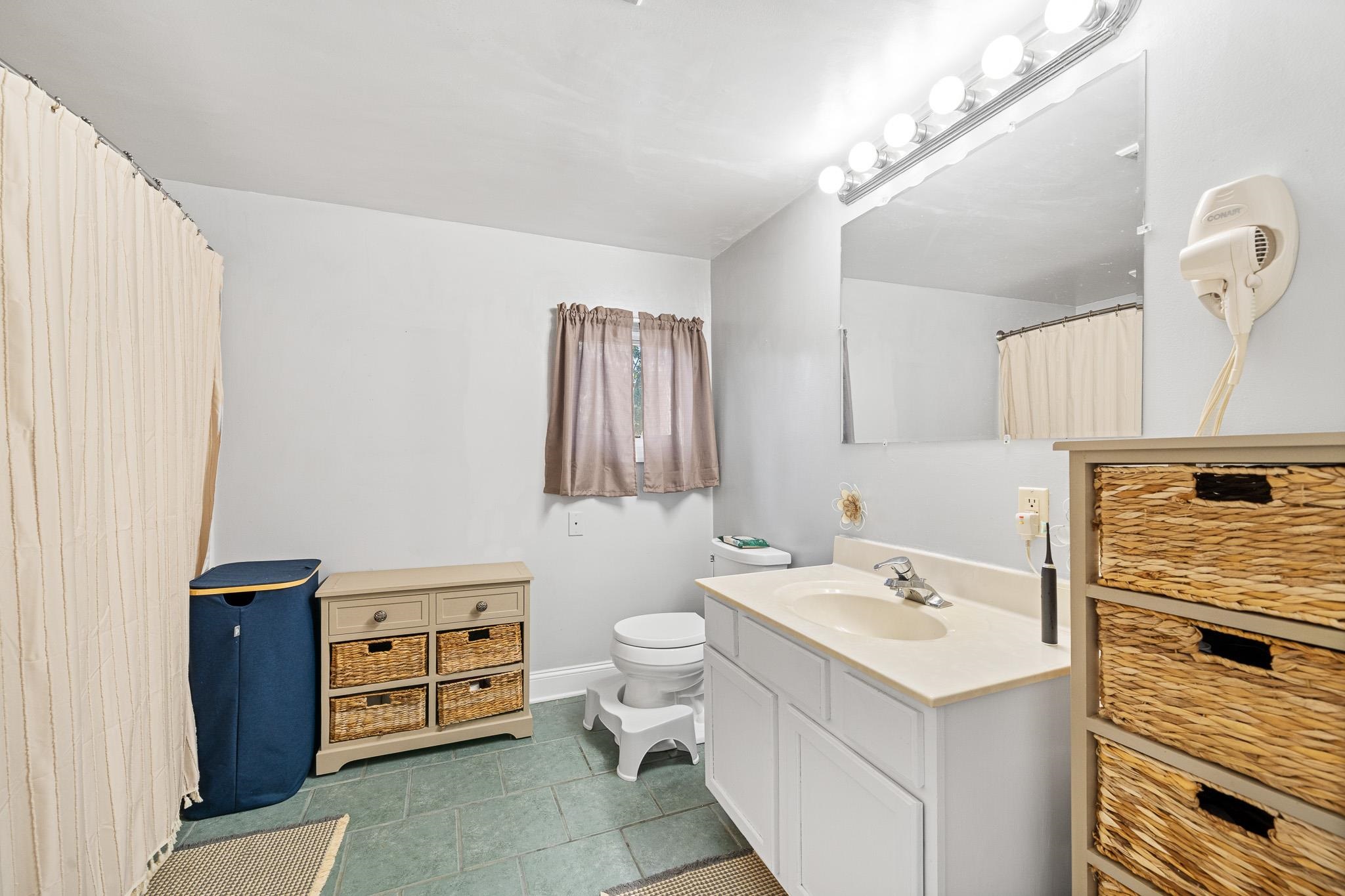 1081 Route 50 - Picture 32