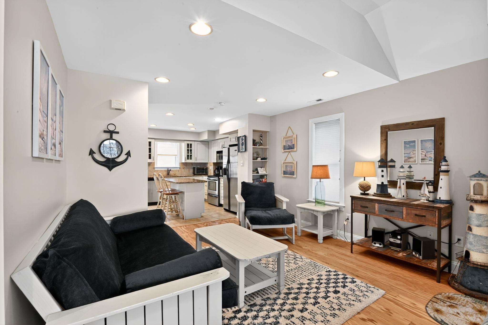 511 E 16th Street