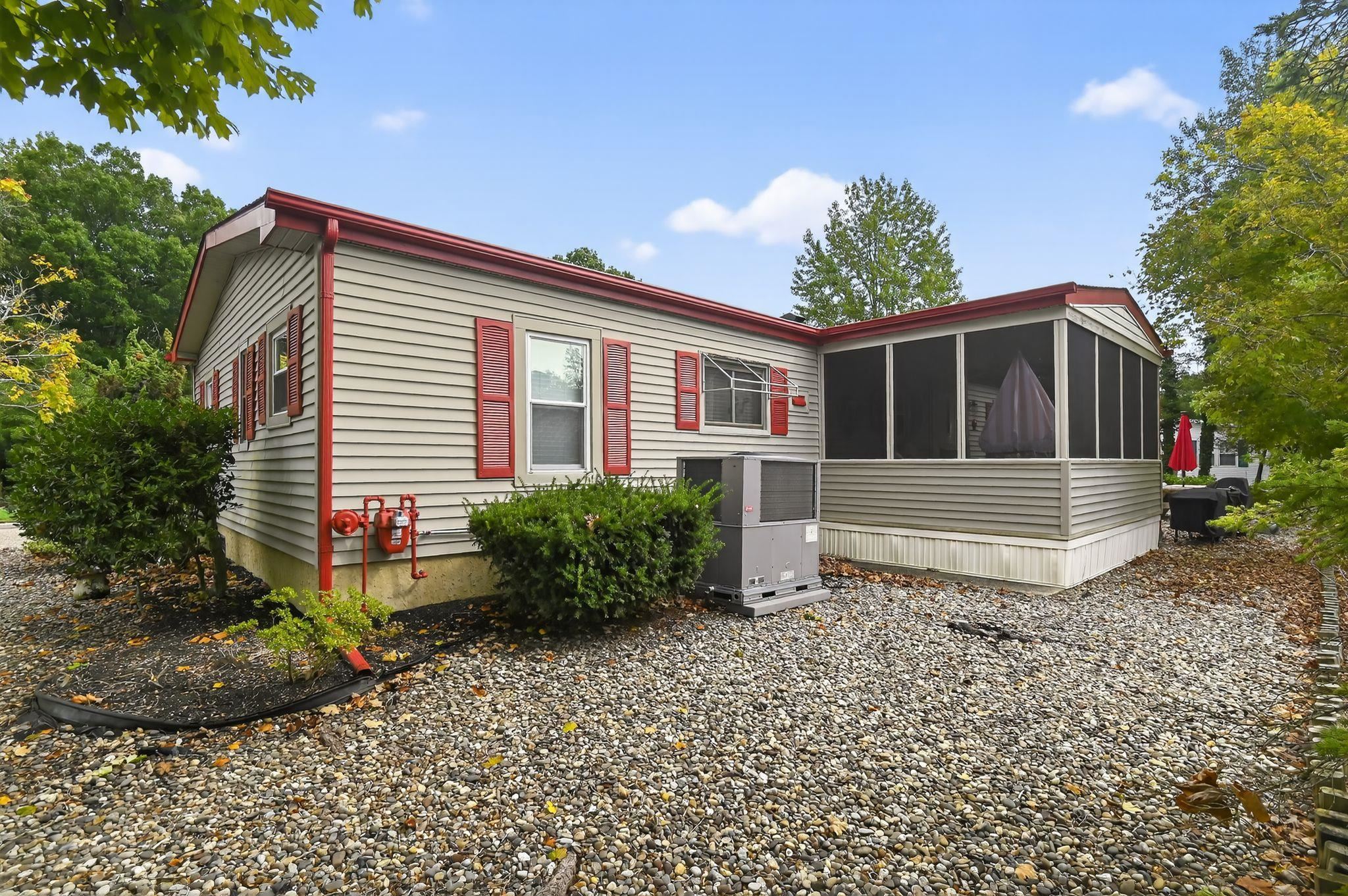 100 Breakwater Terrace - Picture 28