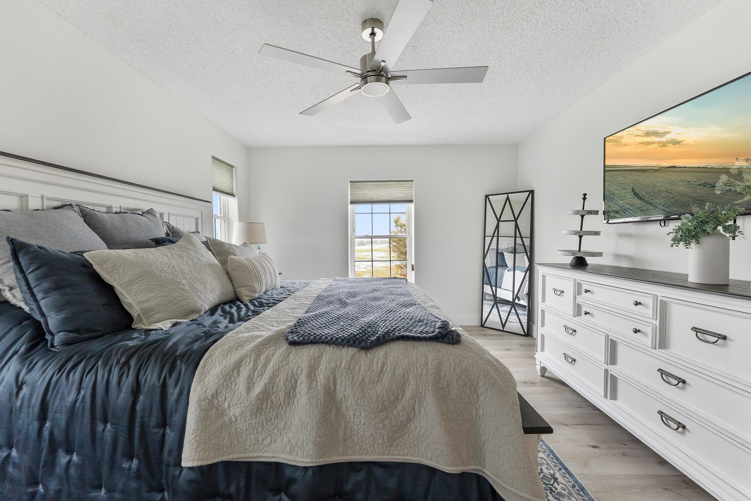 100 E Raleigh - Picture 34