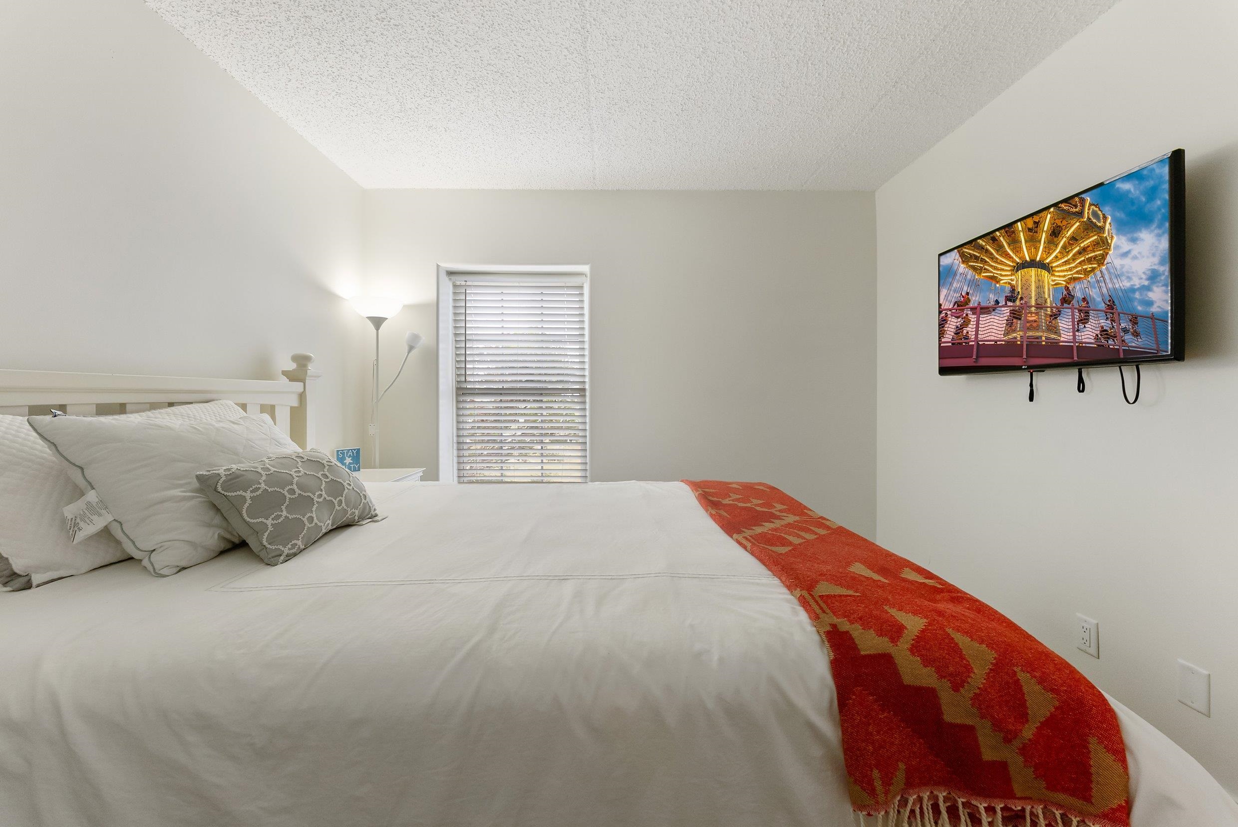 100 E Raleigh - Picture 39