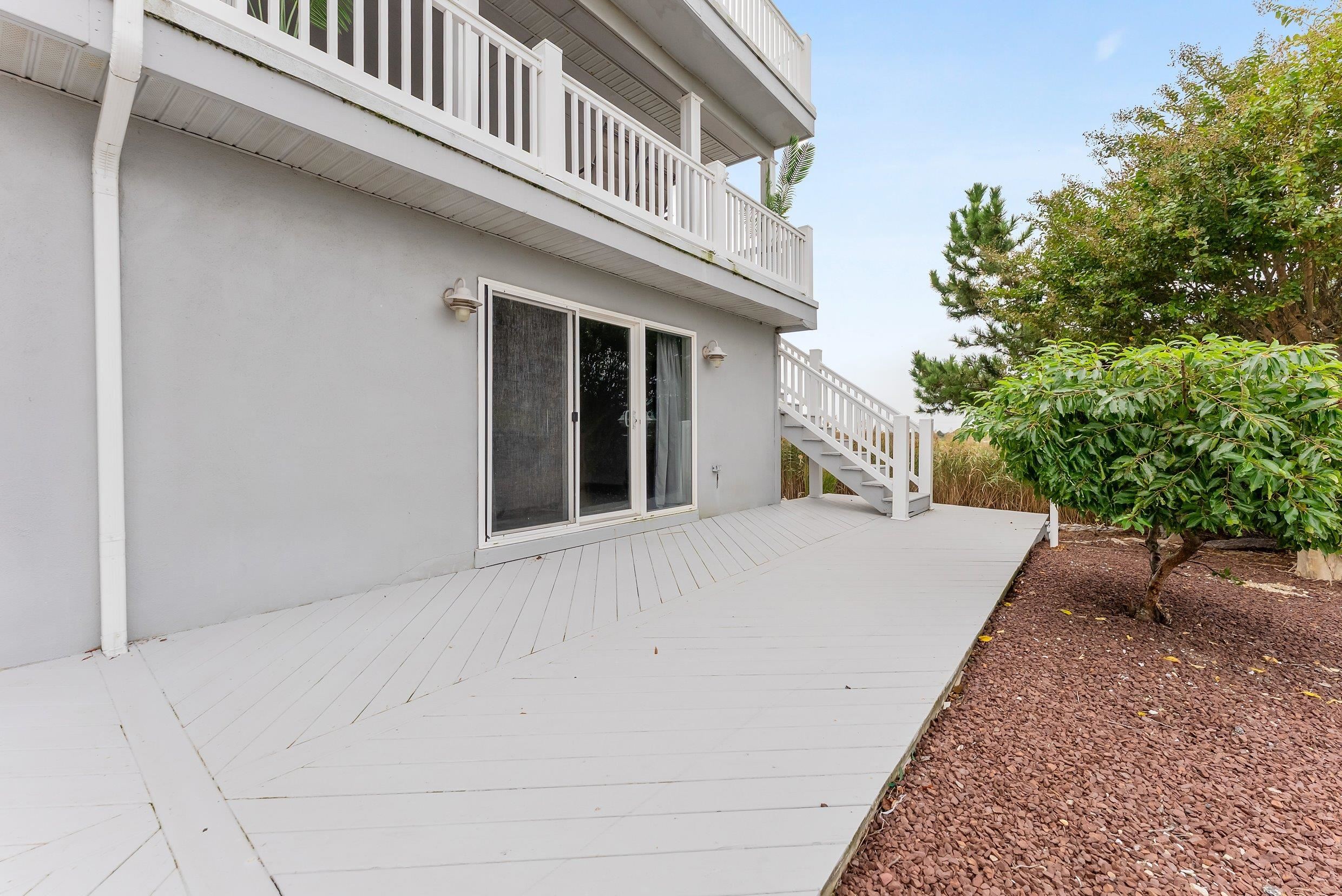 100 E Raleigh - Picture 44