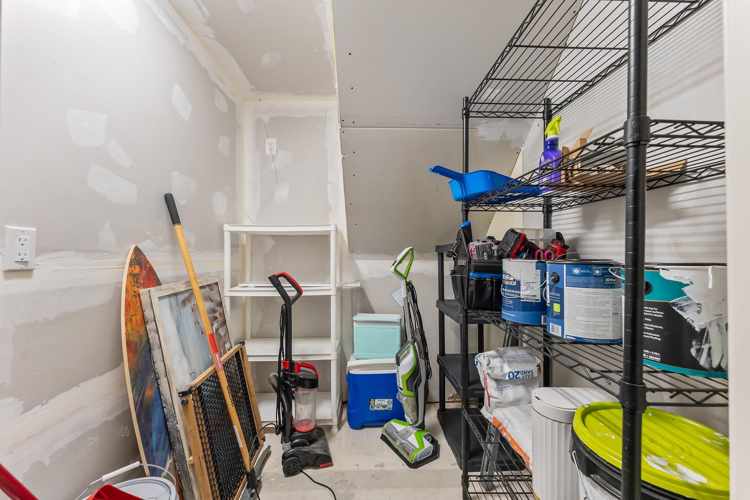 100 E Raleigh - Picture 47