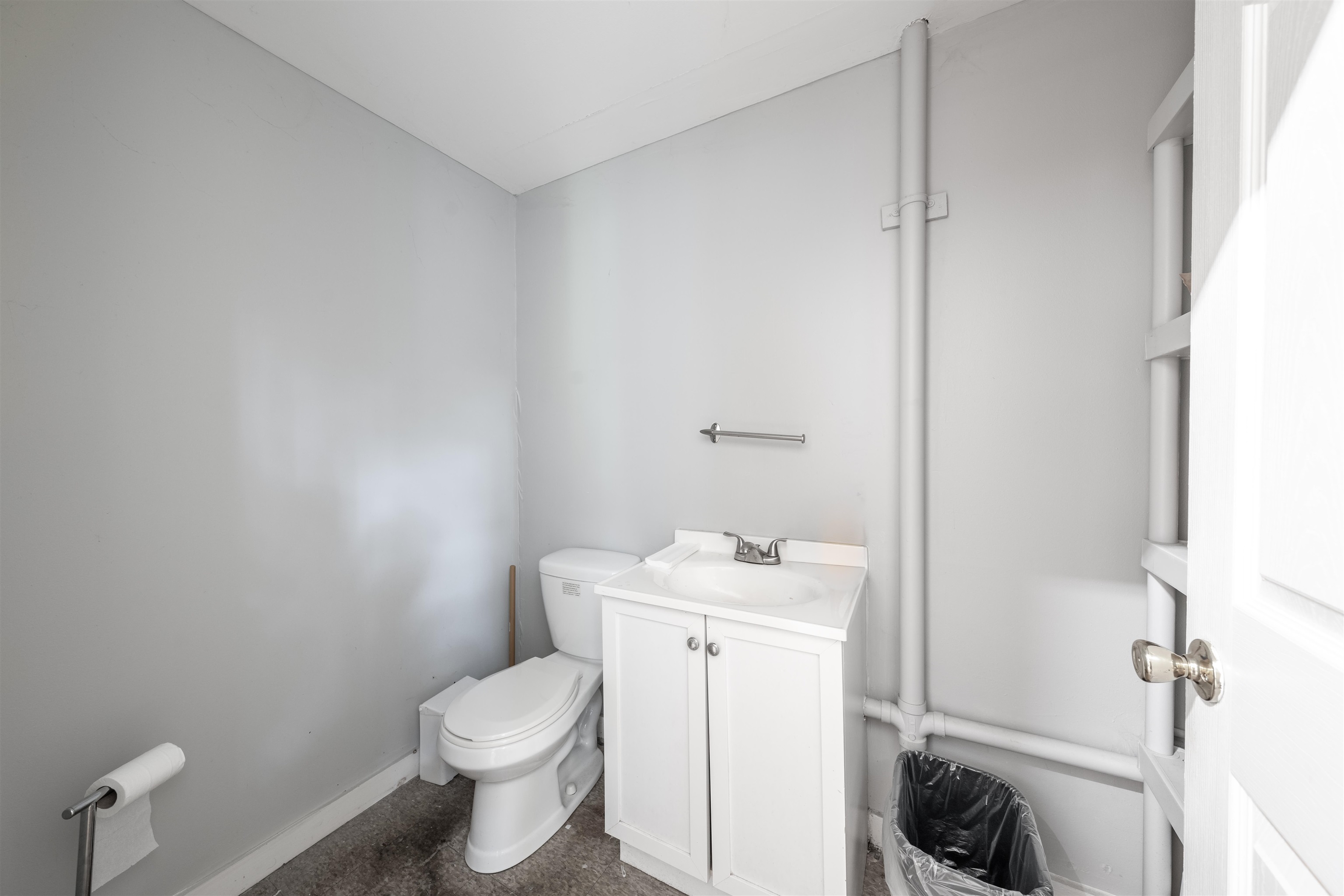 525 Elmira Street - Picture 17