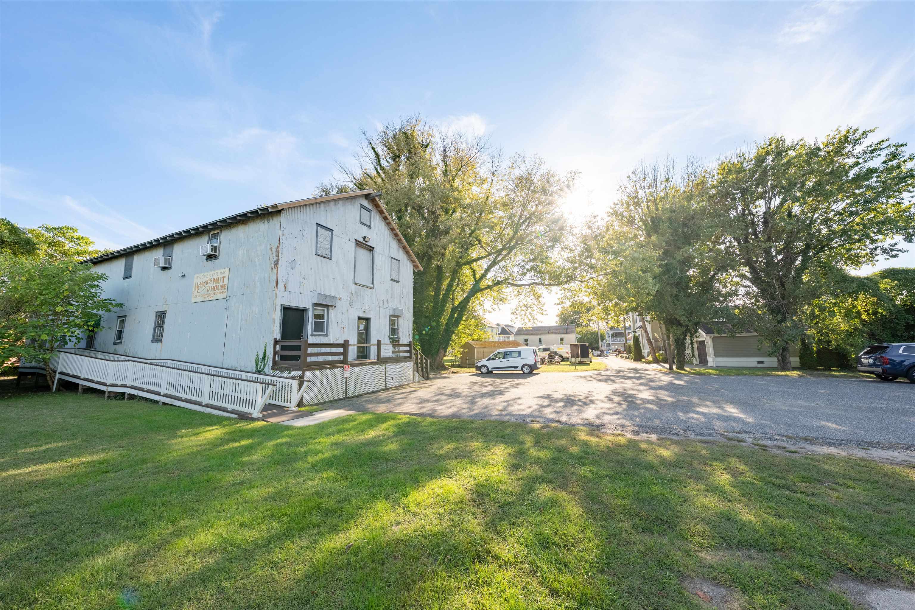 525 Elmira Street - Picture 10