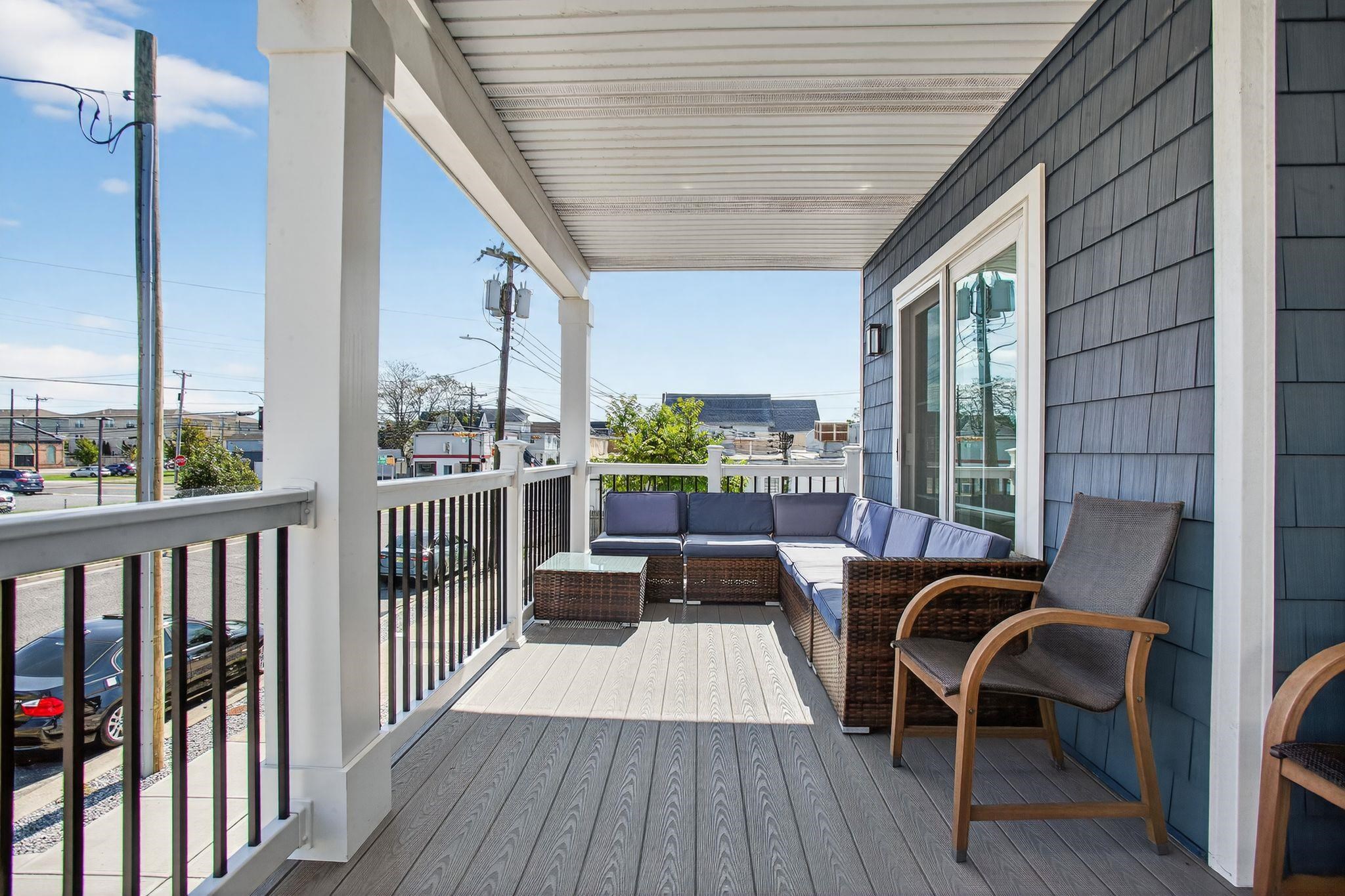 110 W Youngs Avenue - Picture 25