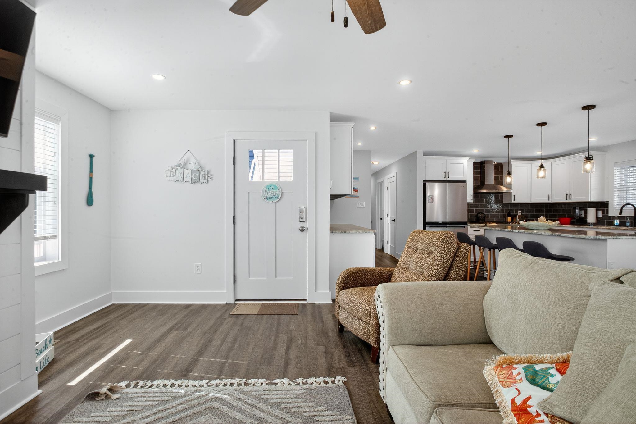 110 W Youngs Avenue - Picture 29