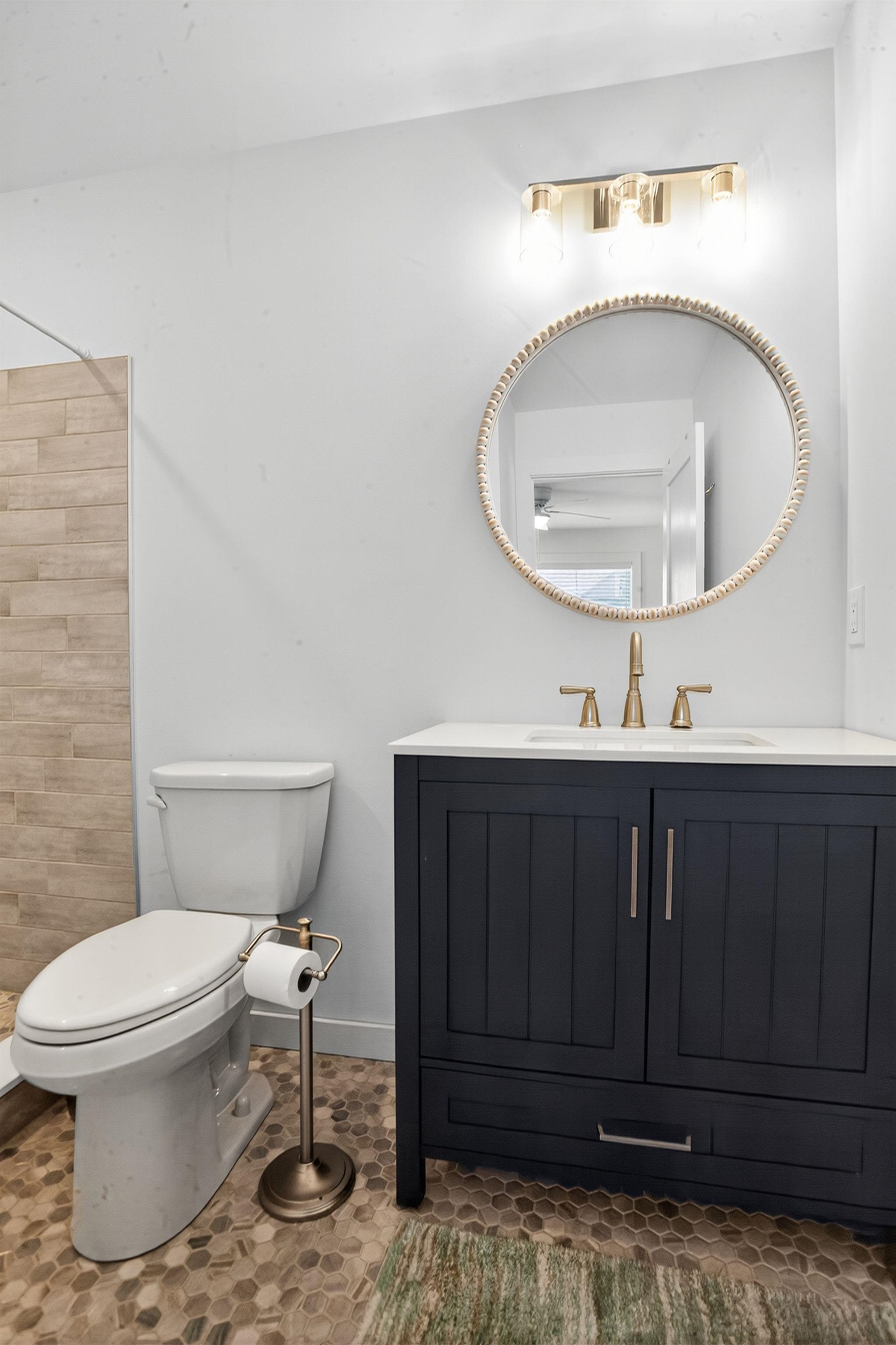 110 W Youngs Avenue - Picture 40