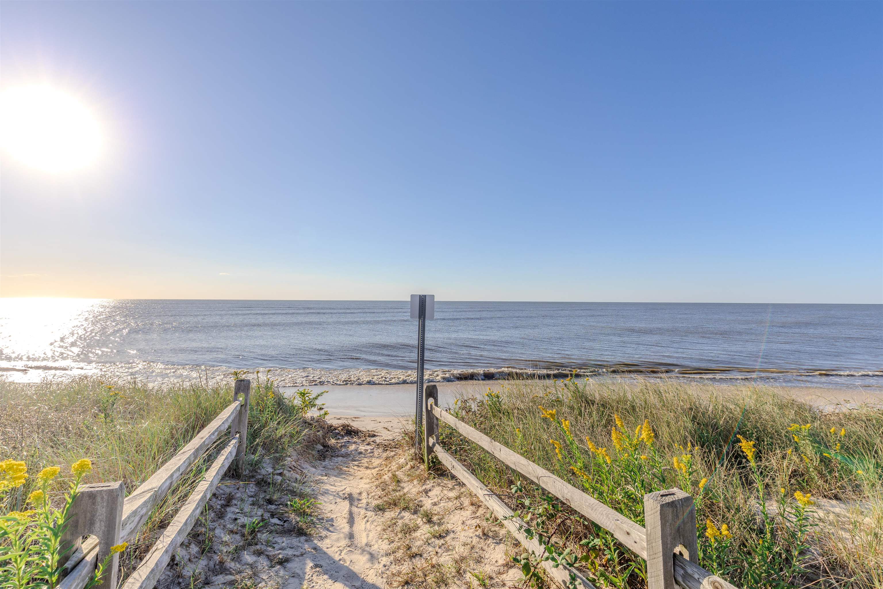 240 W Pacific Avenue - Picture 27