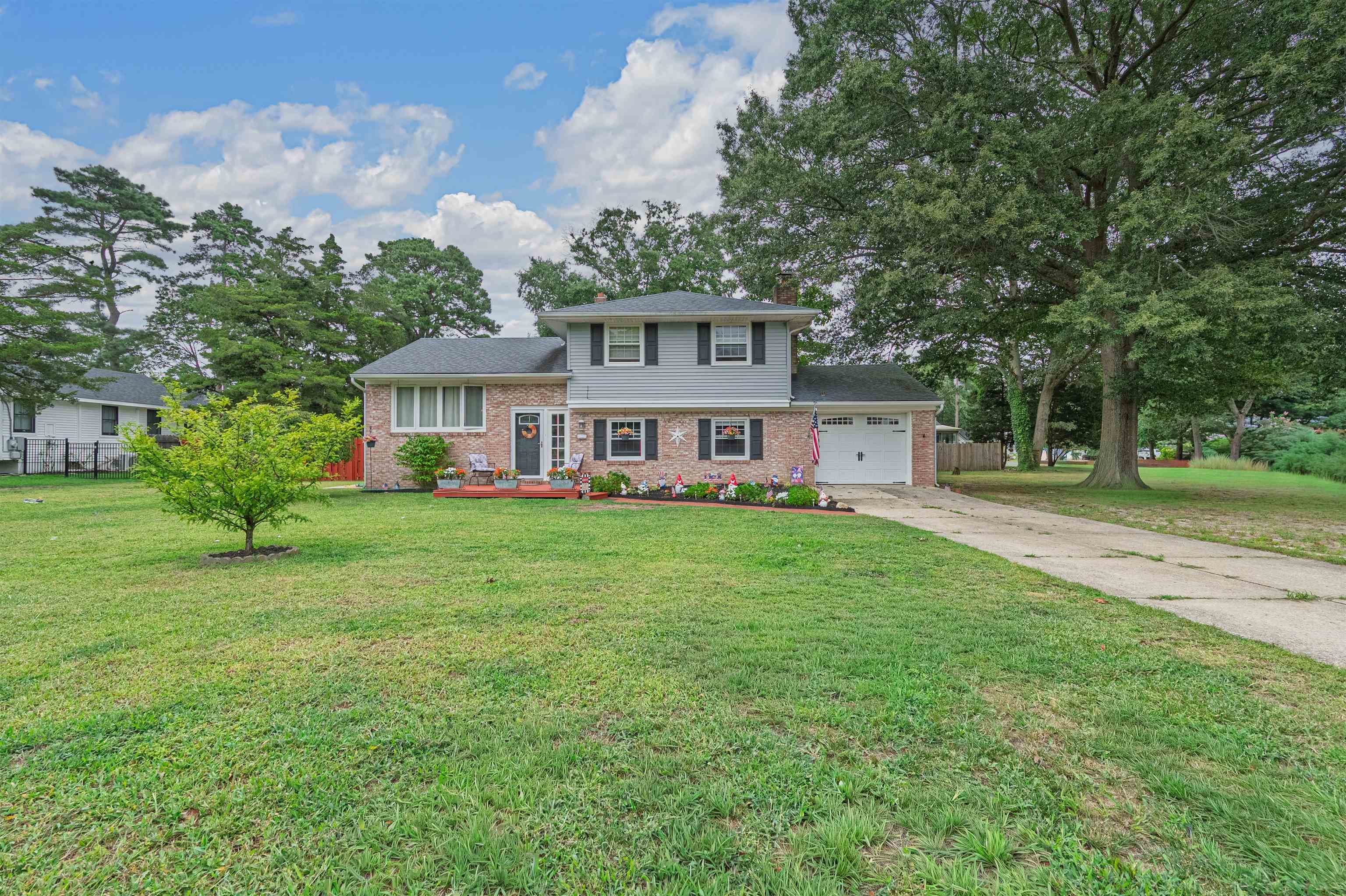 19 Bayview Avenue - Picture 1
