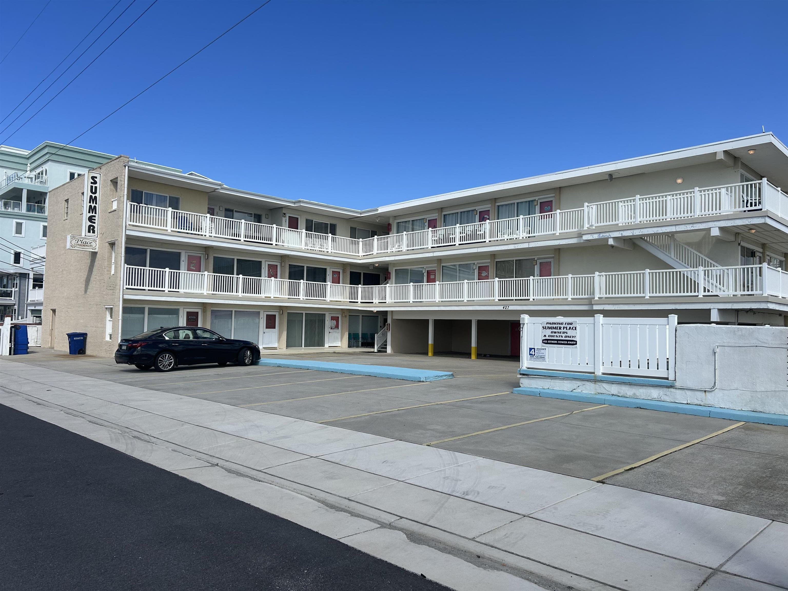427 E Monterey Avenue - Picture 3