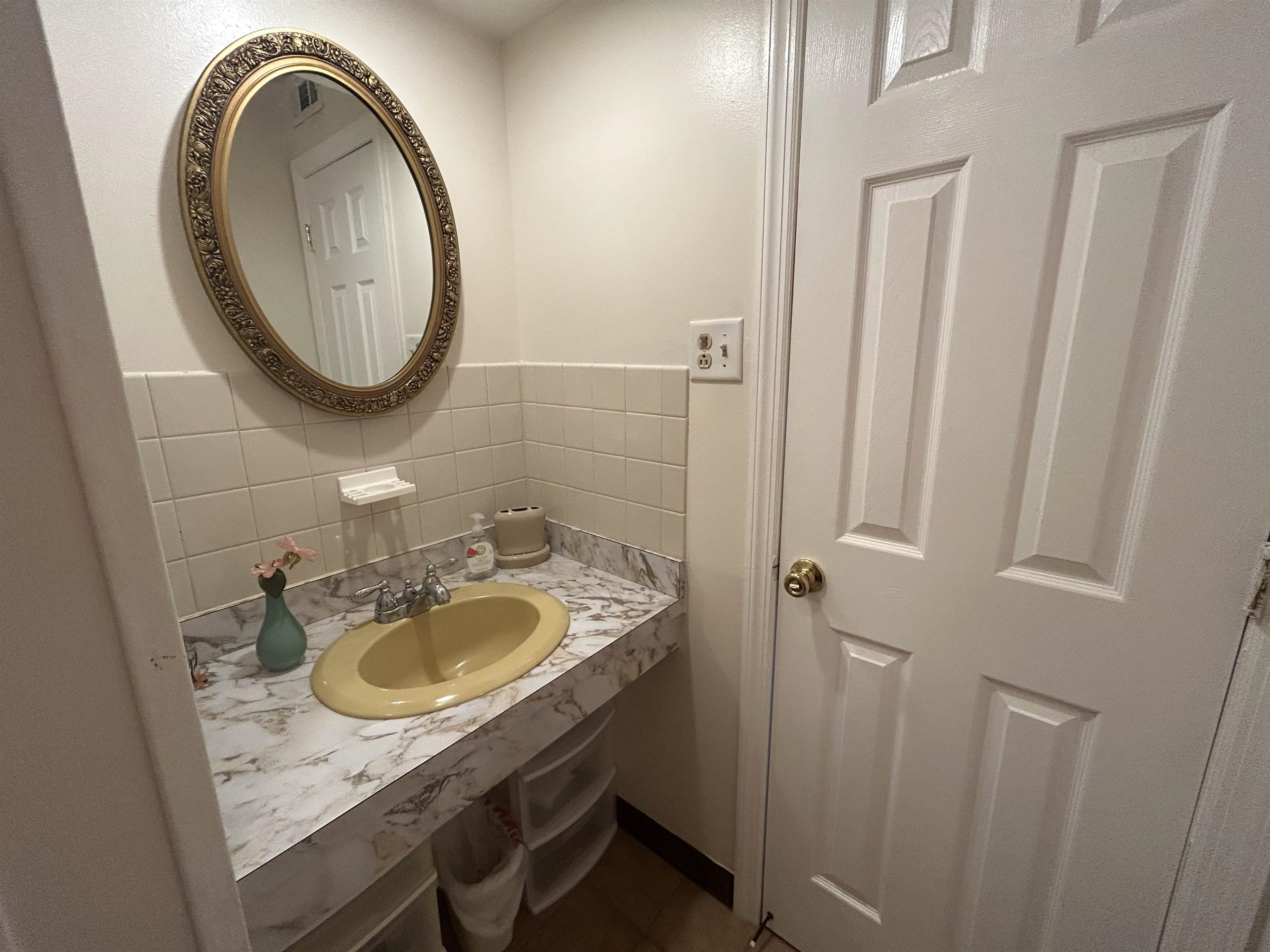 427 E Monterey Avenue - Picture 7