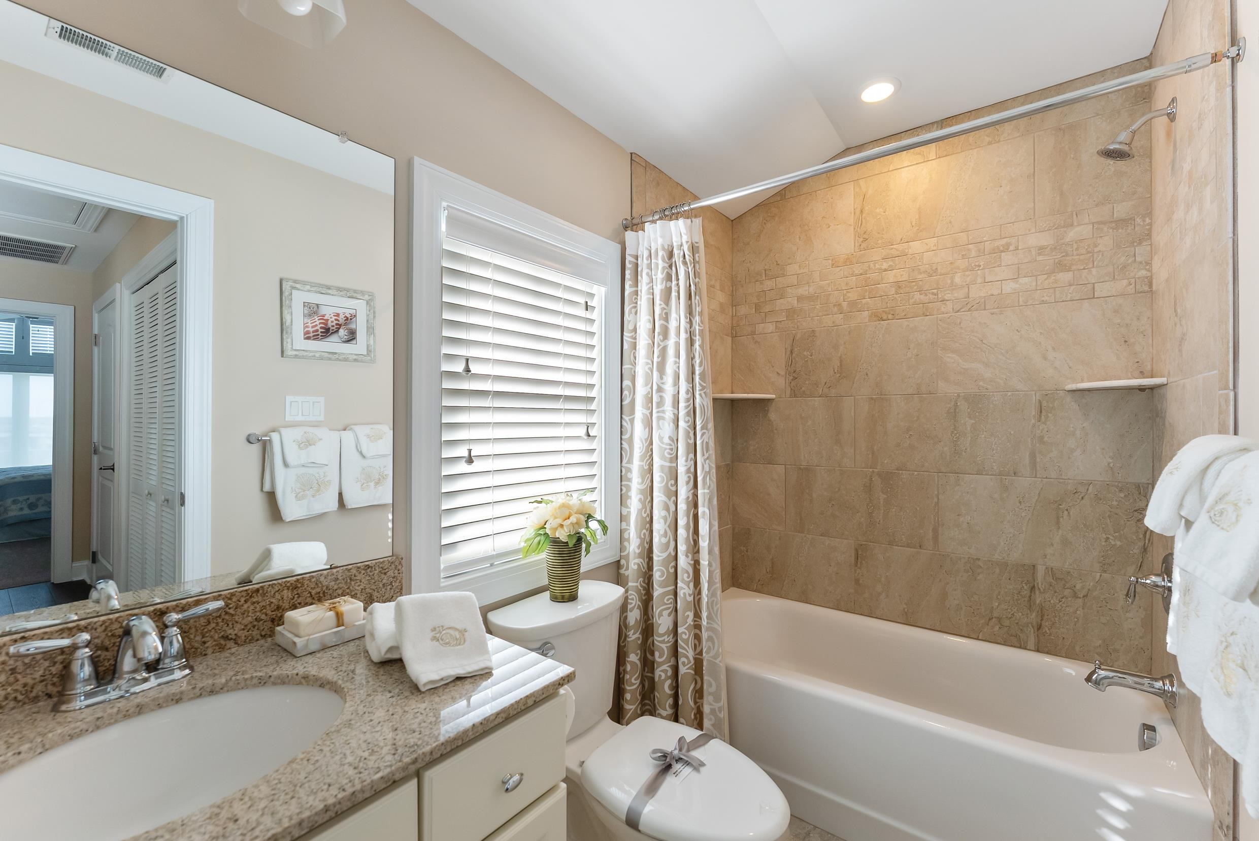 406 Illinois Avenue - Picture 28