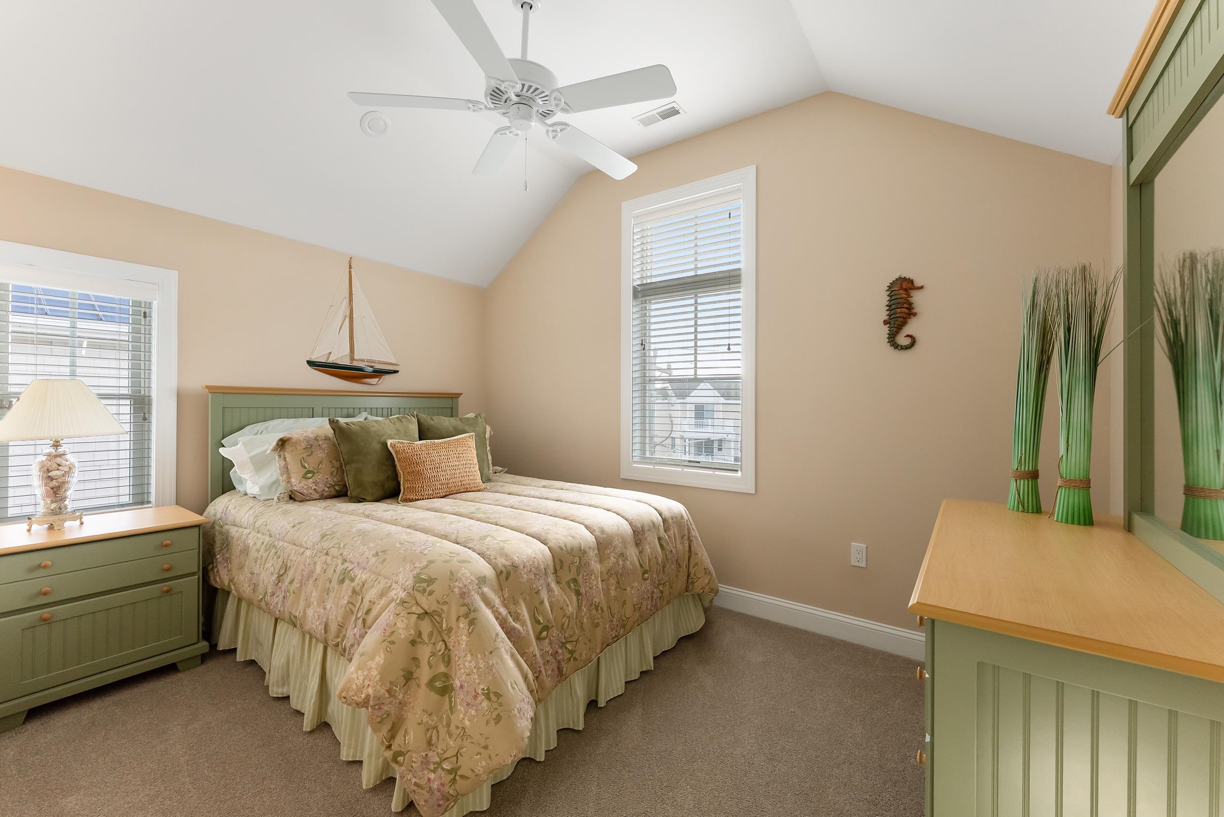 406 Illinois Avenue - Picture 39