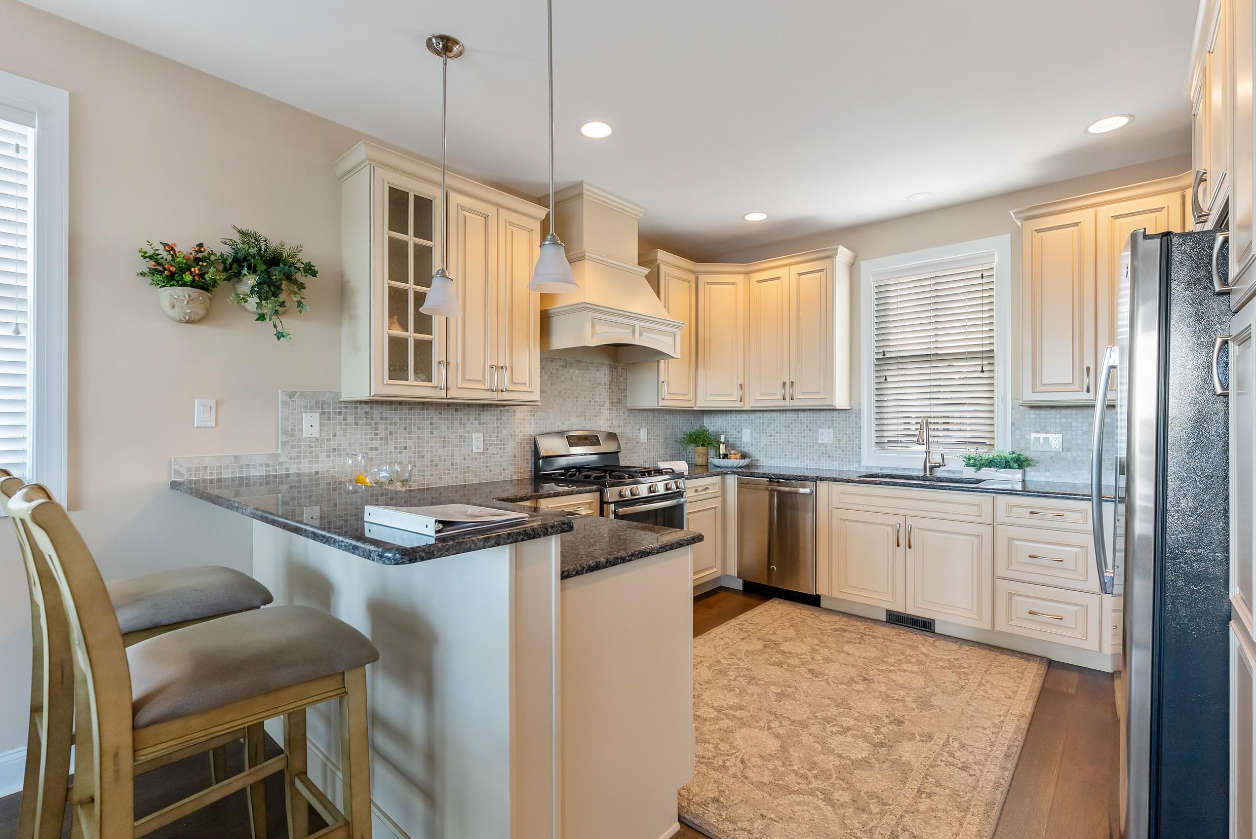 406 Illinois Avenue - Picture 10