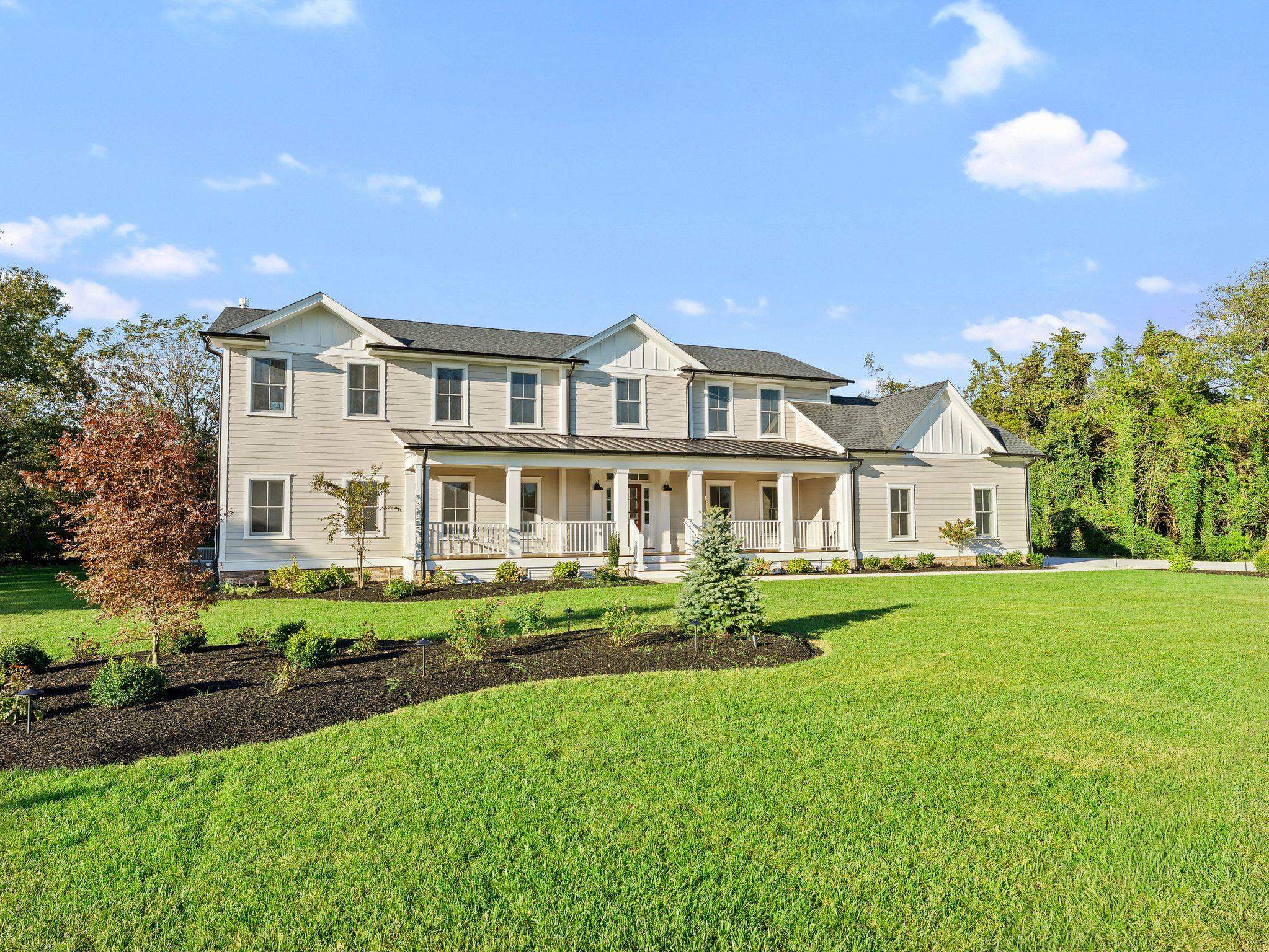 1023 Shunpike Road - Picture 3
