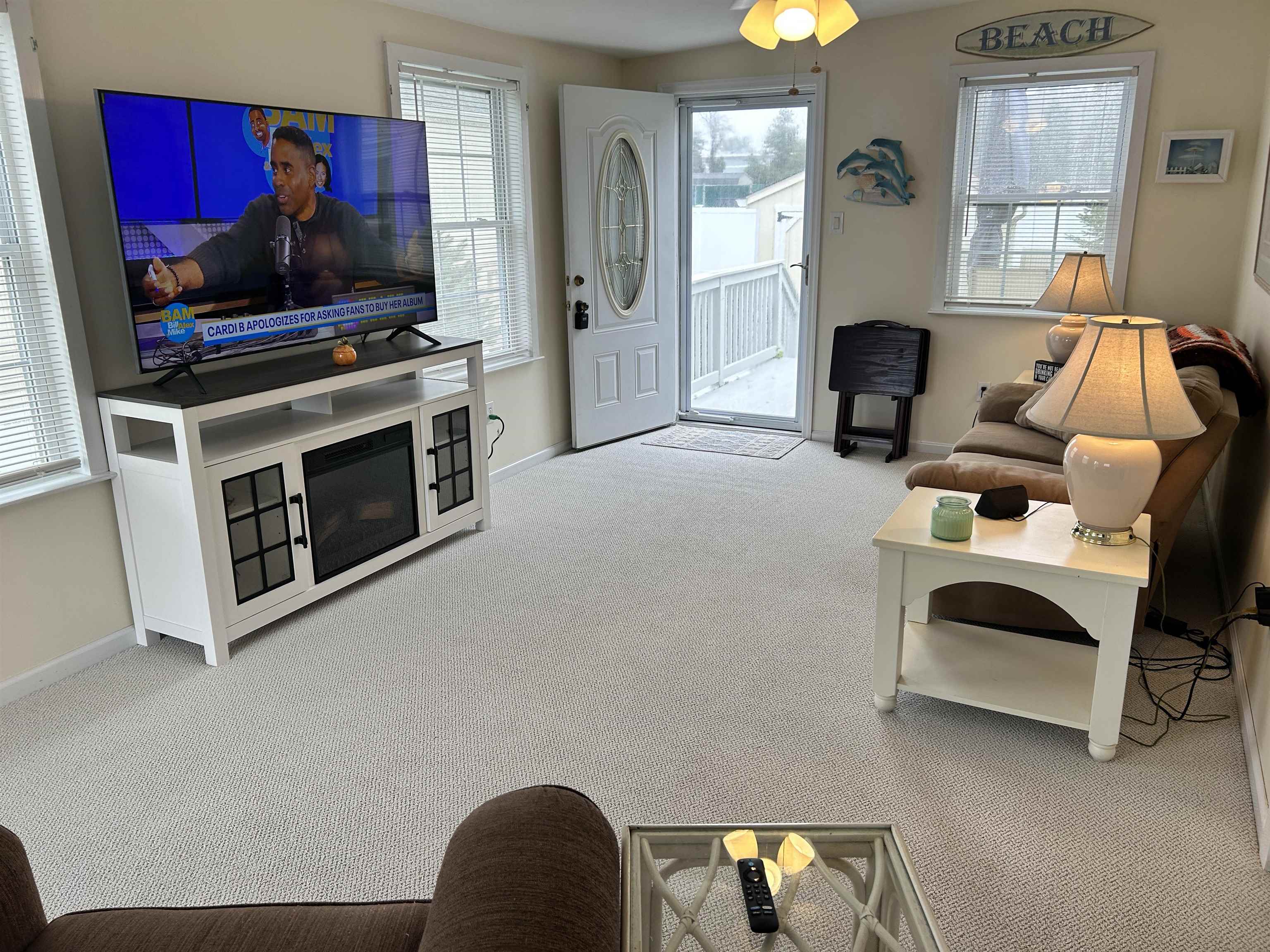 309 N Grande Boulevard - Picture 2