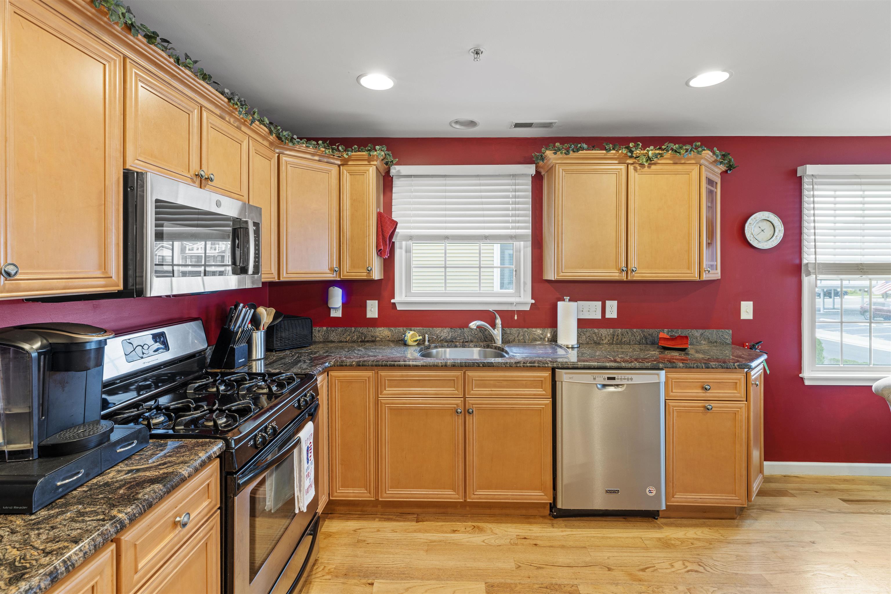 410 E Orchid Road - Picture 25