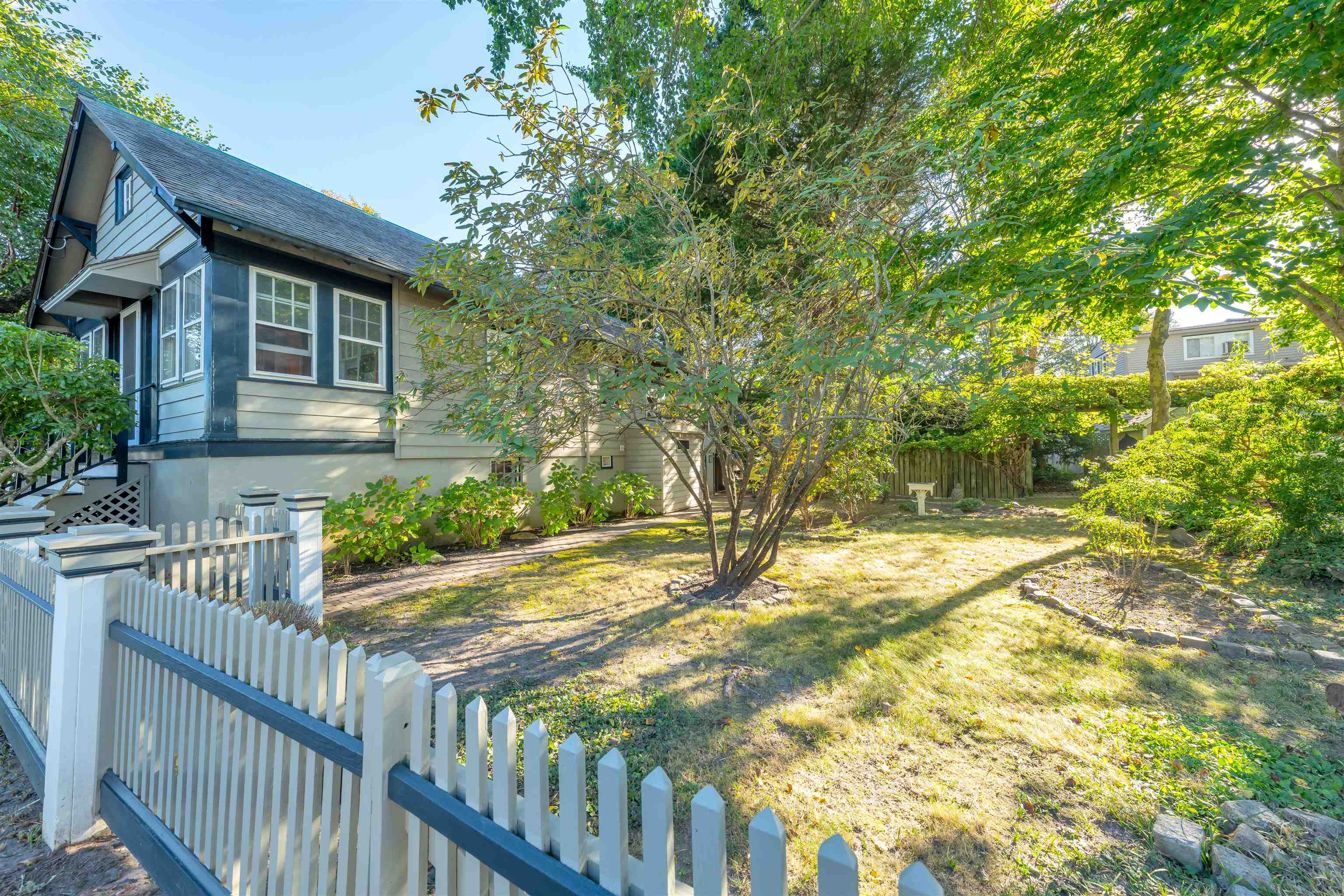614 Jefferson Street - Picture 2