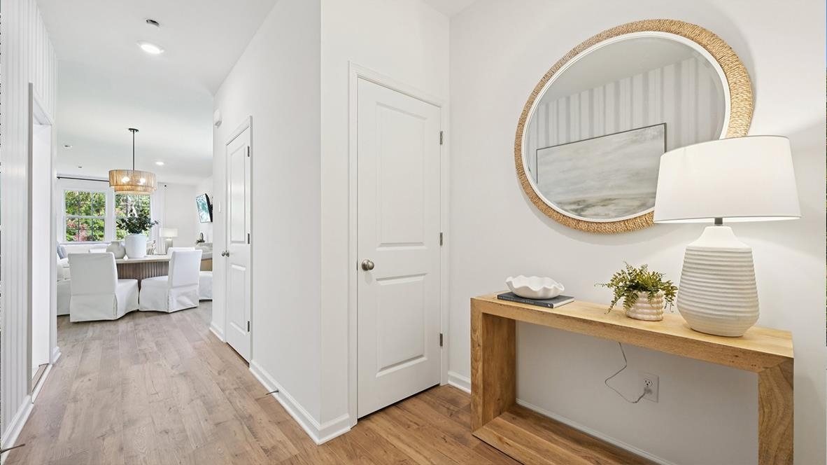 4 Dalton Way - Picture 3