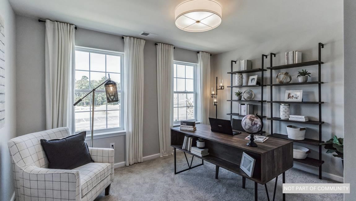 603 Scotty Boulevard - Picture 9