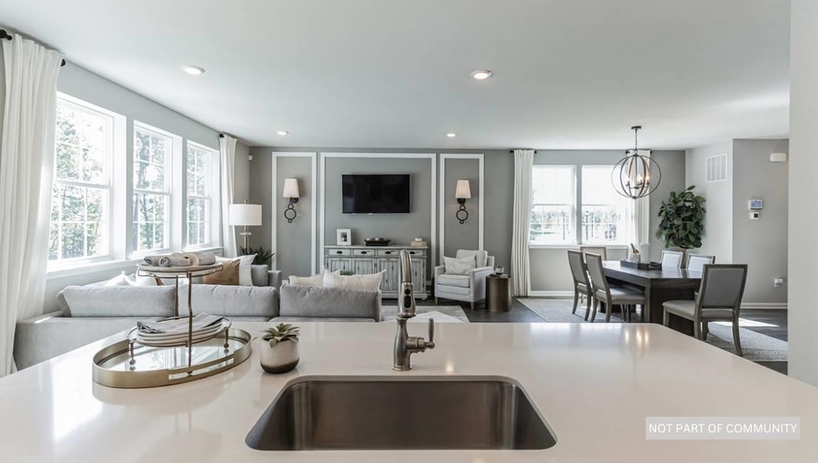 603 Scotty Boulevard - Picture 5