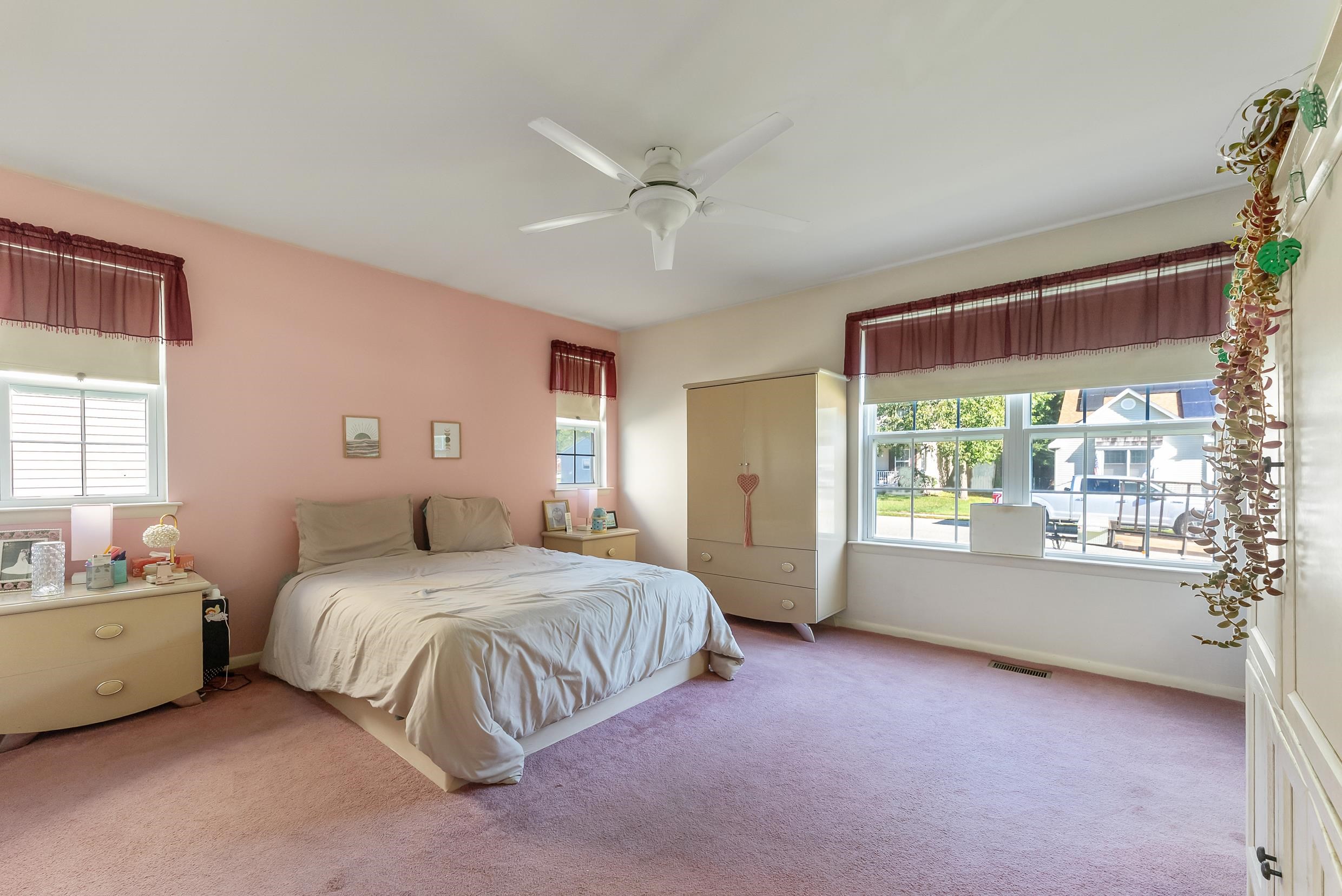 210 Pontaxit Avenue - Picture 25