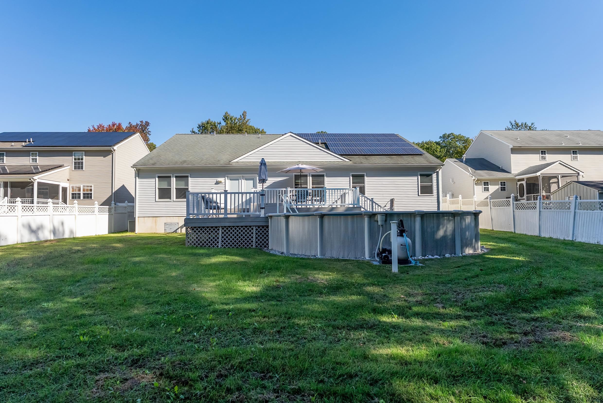 210 Pontaxit Avenue - Picture 38