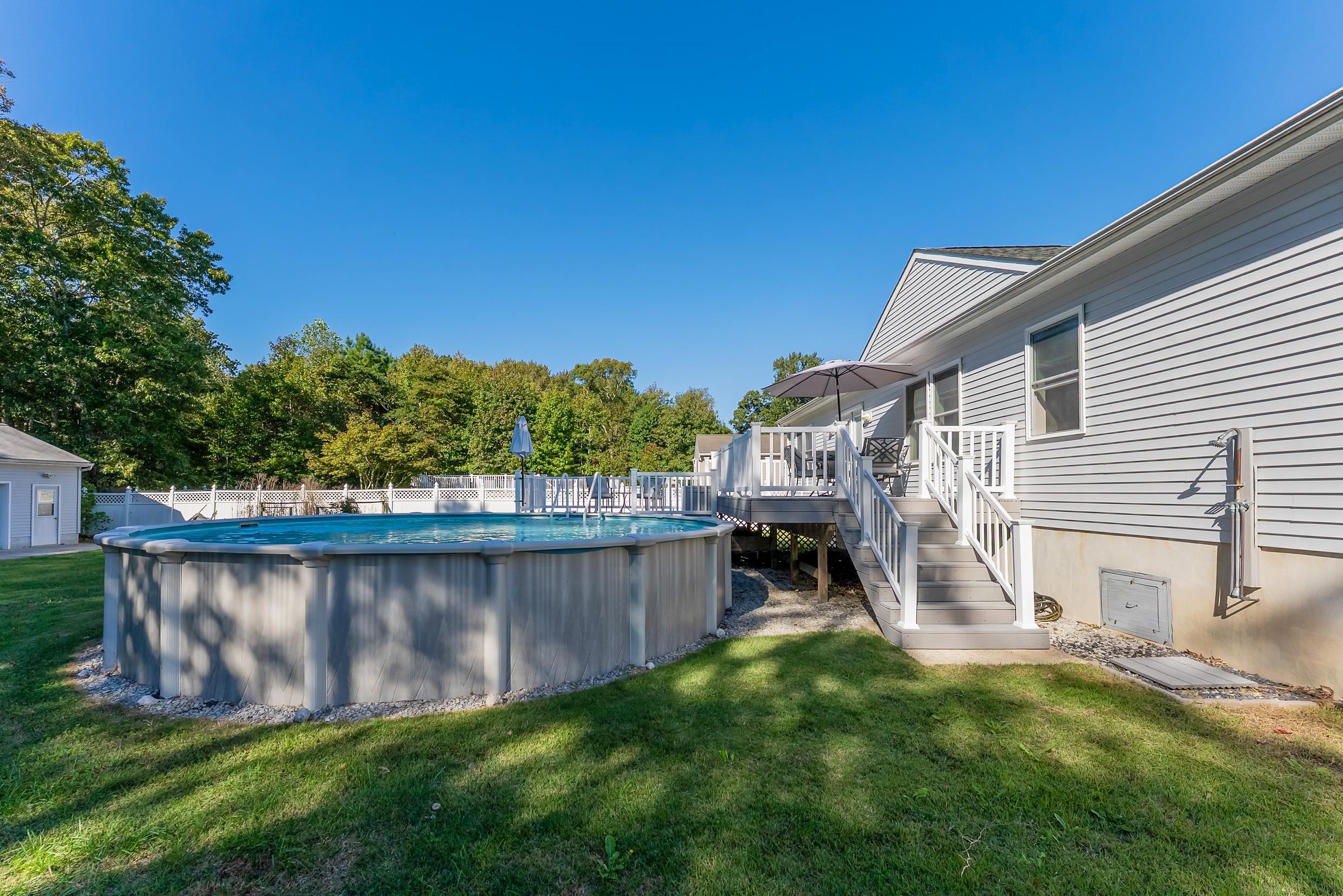 210 Pontaxit Avenue - Picture 39