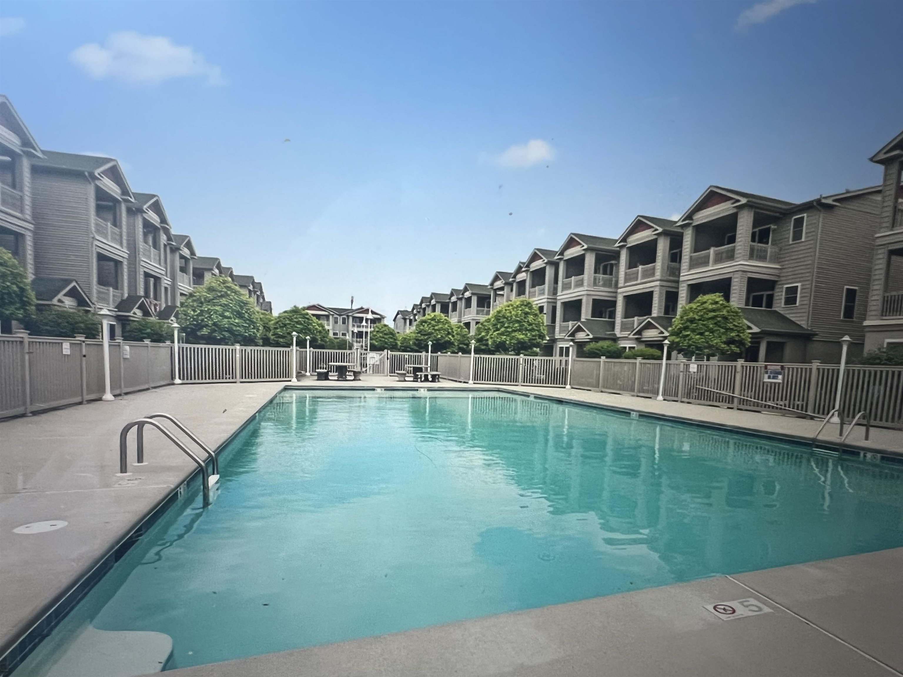 164 W Oak Avenue - Picture 29