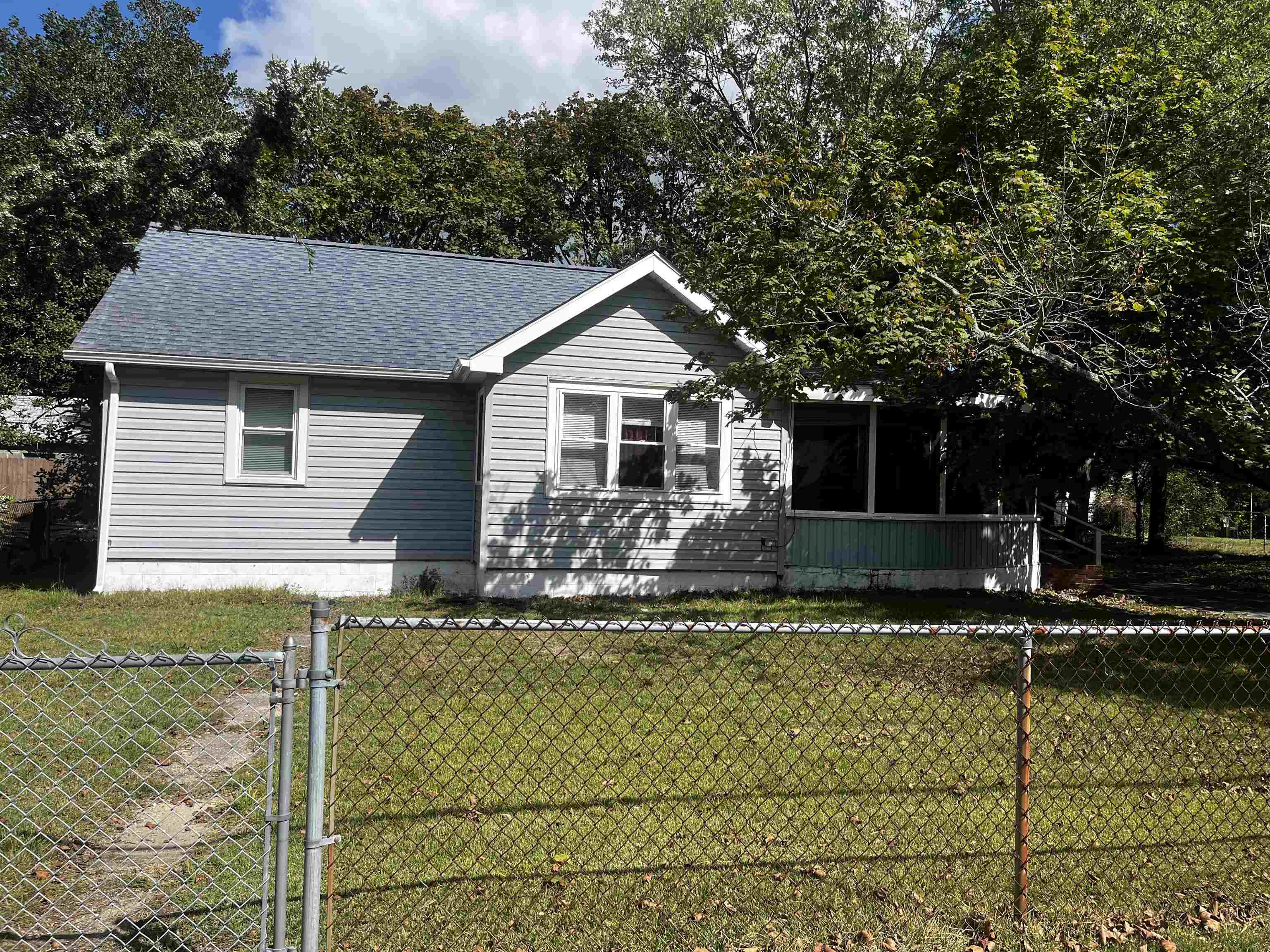 11 Alexander Avenue - Picture 3
