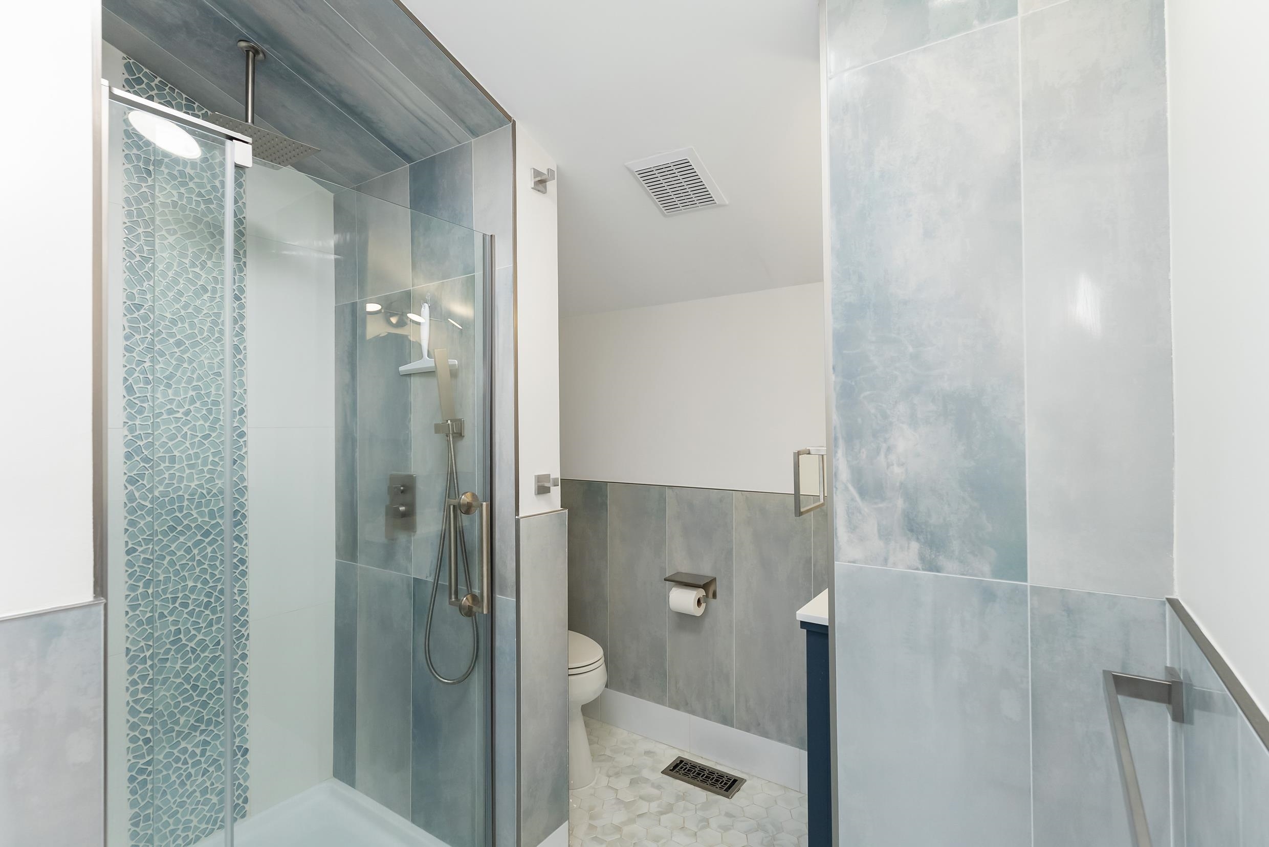 520 E 2nd Avenue - Picture 25