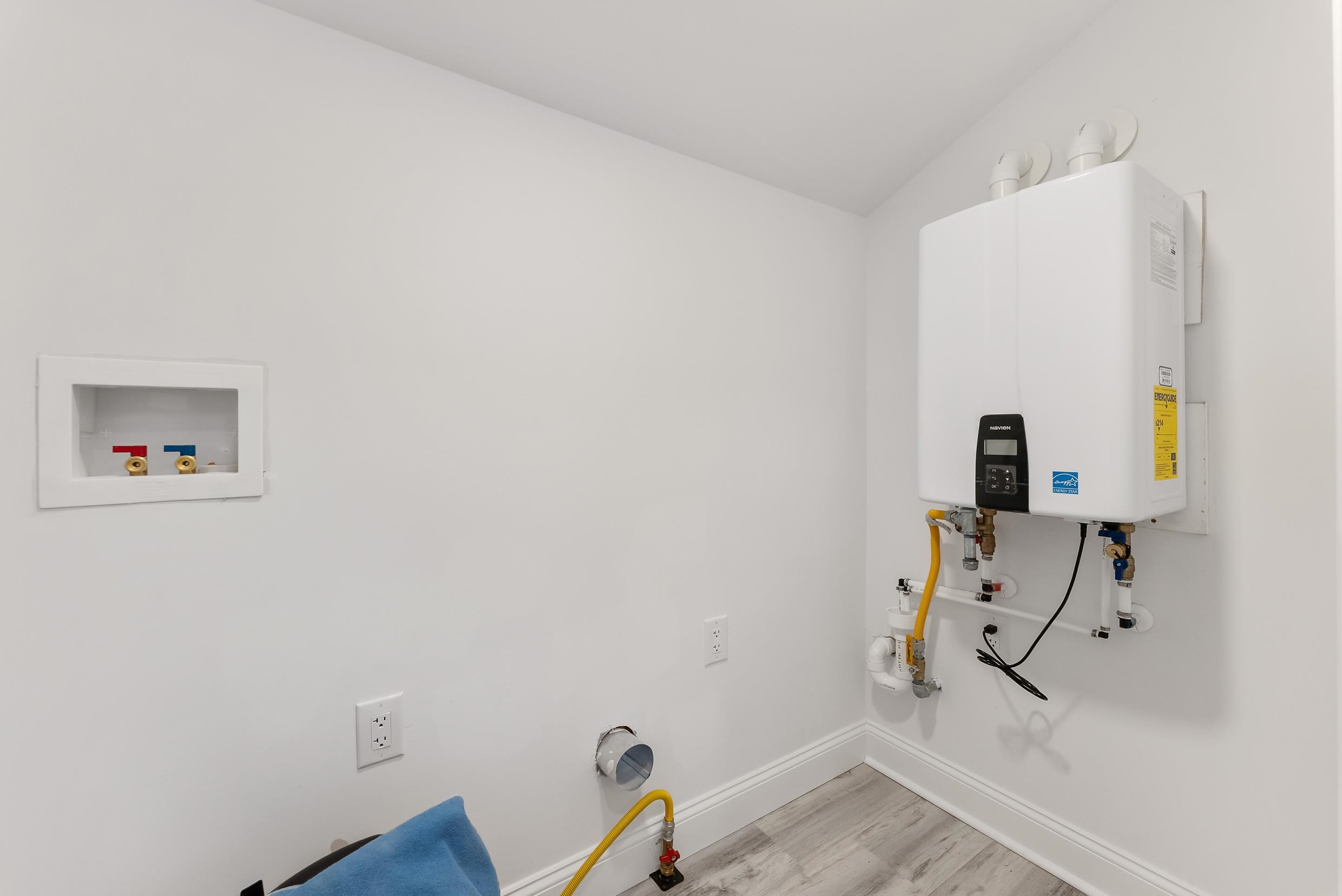 138 Sunset Drive - Picture 14