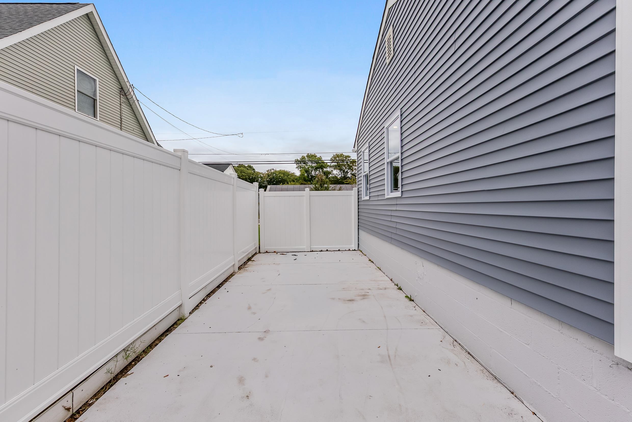 138 Sunset Drive - Picture 15