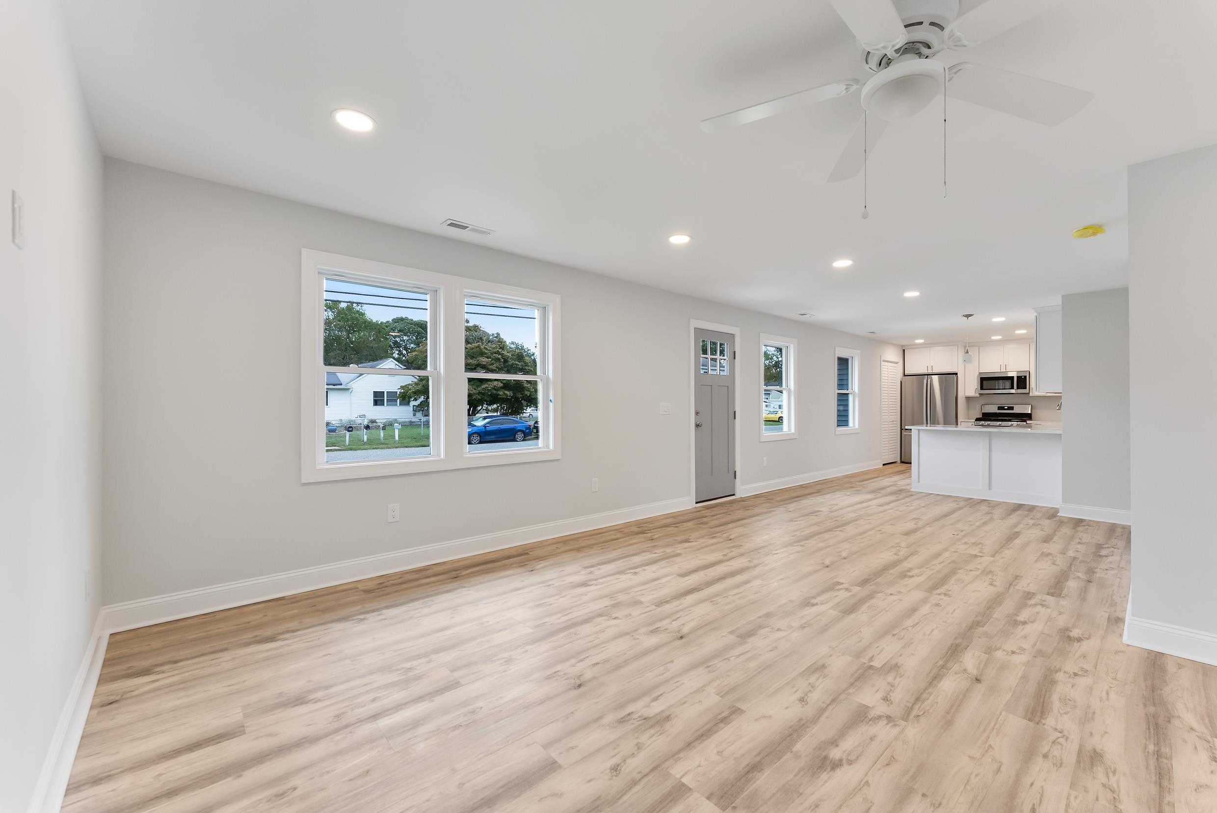 138 Sunset Drive - Picture 2